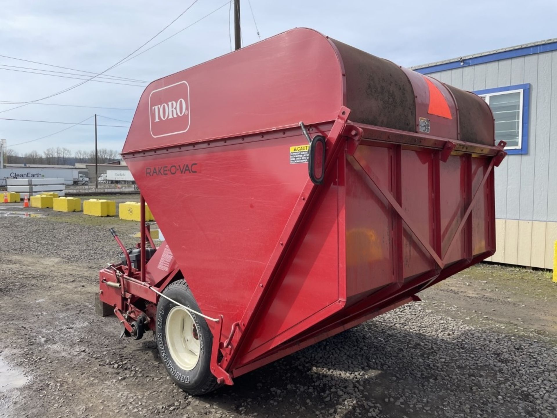 2007 Toro 7050 Rake-O-Vac Leaf Rake/Vacuum - Image 4 of 11