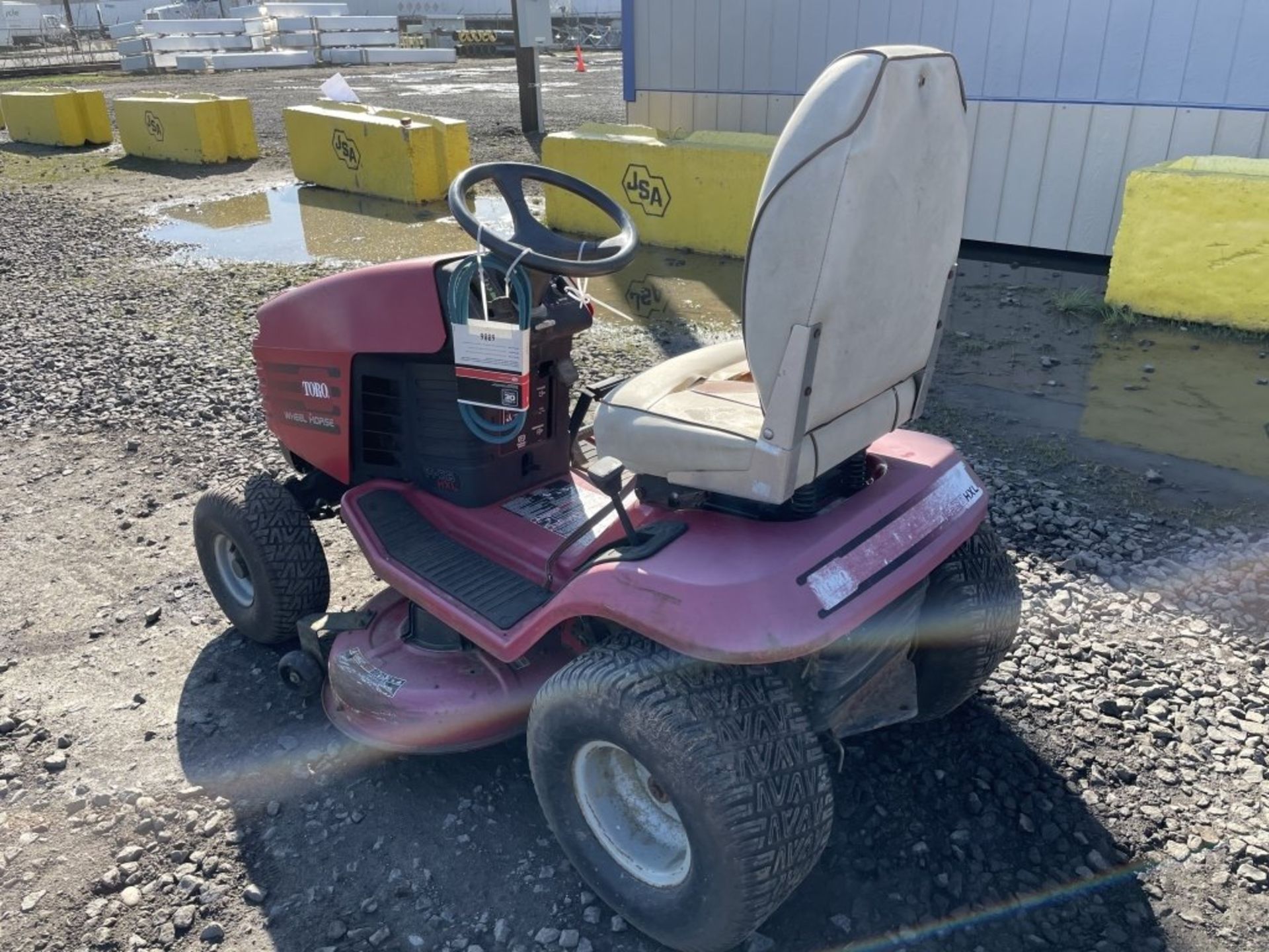 Toro 14-38HXL Ride-On Mower - Image 4 of 7