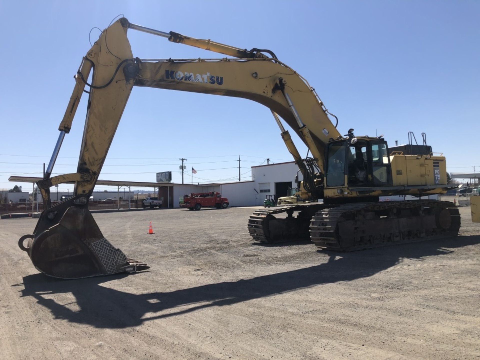 2004 Komatsu PC750LC-7 Hydraulic Excavator - Image 3 of 75