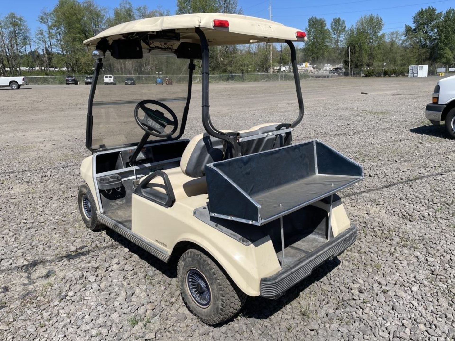 Club Car Golf Cart - Image 4 of 10