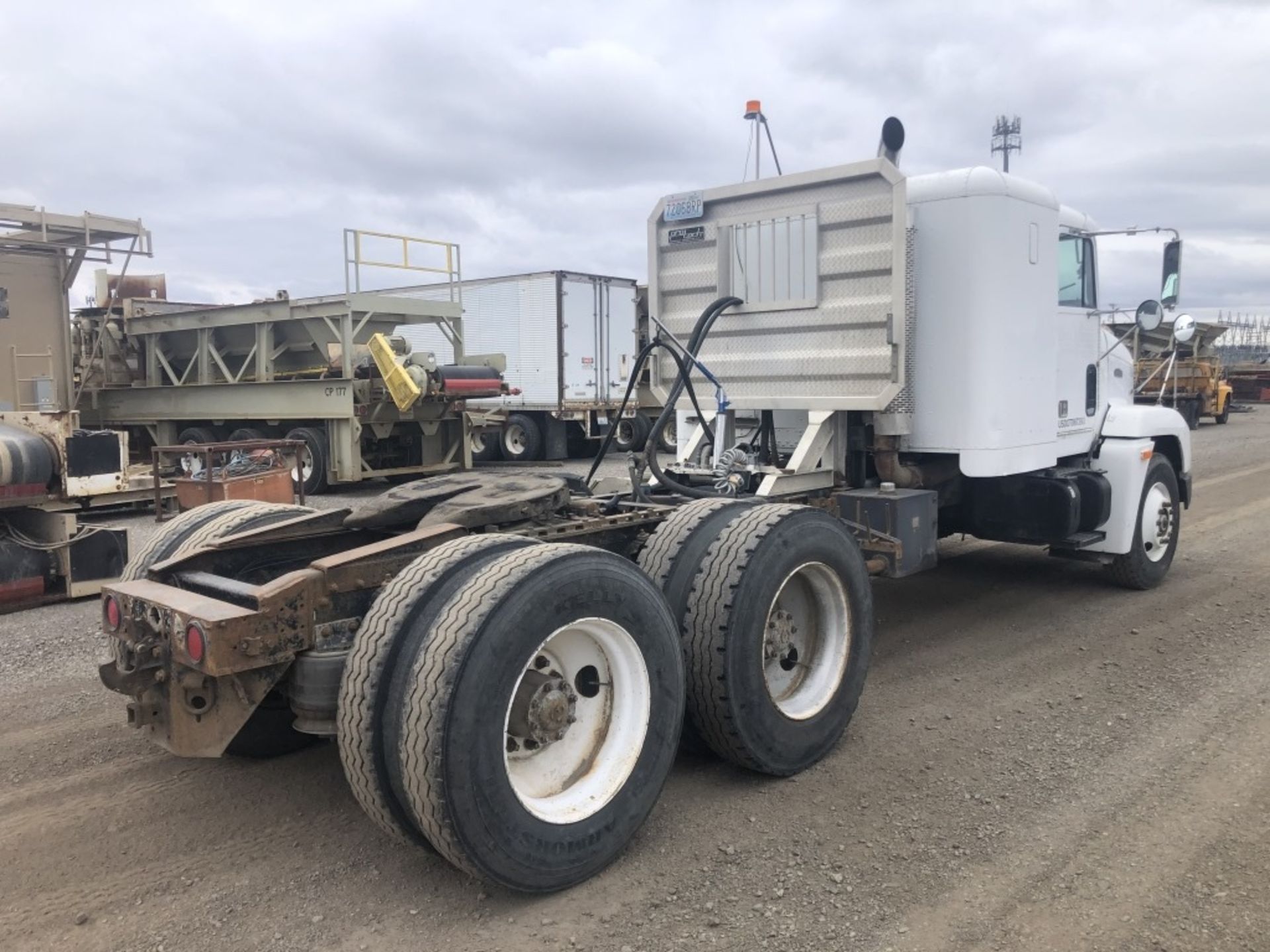 1991 Freightliner FLD T/A Sleeper Truck - Image 6 of 29