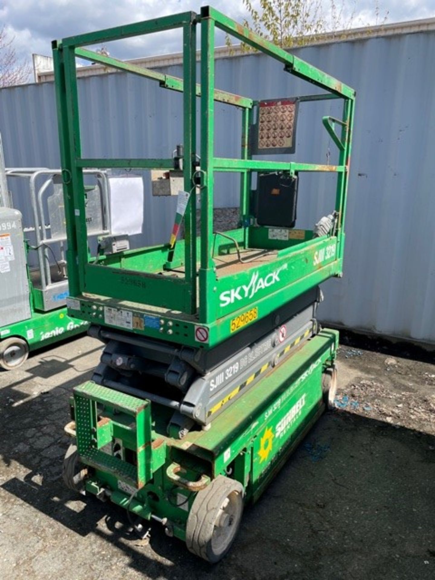 2013 Skyjack SJIII 3219 Scissor Lift