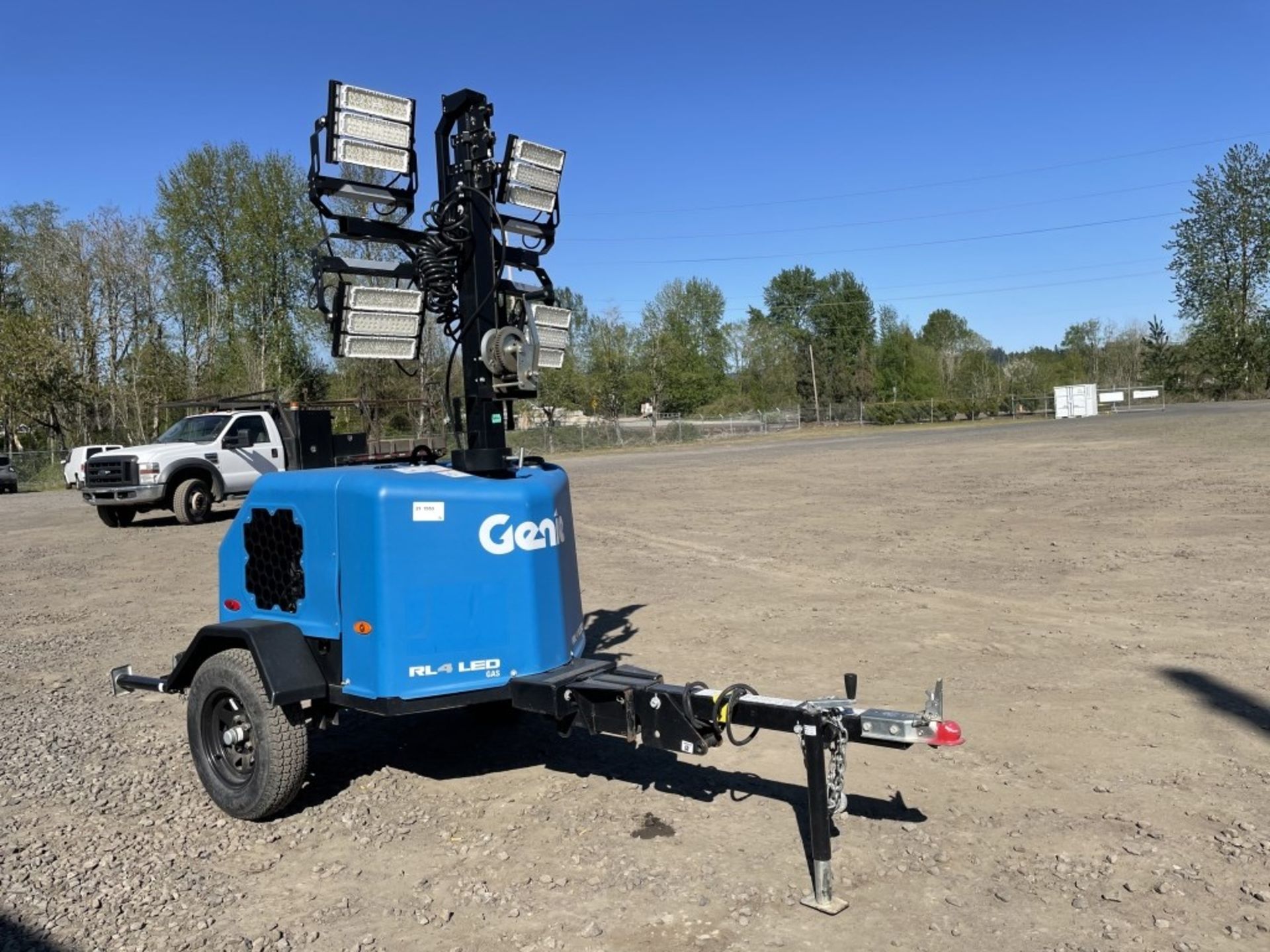 2019 Genie RL4LED Towable Light Tower - Image 2 of 15