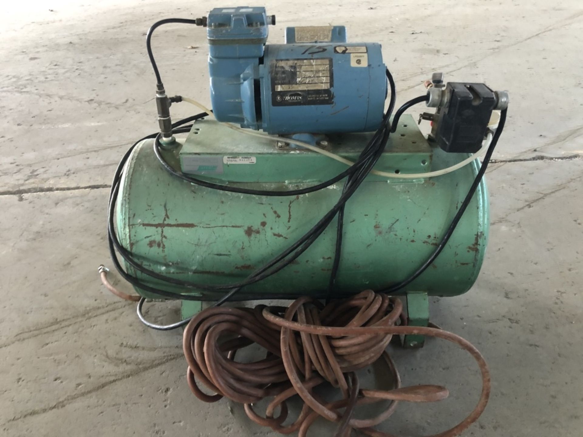 Thomas Air Compressor - Image 2 of 4