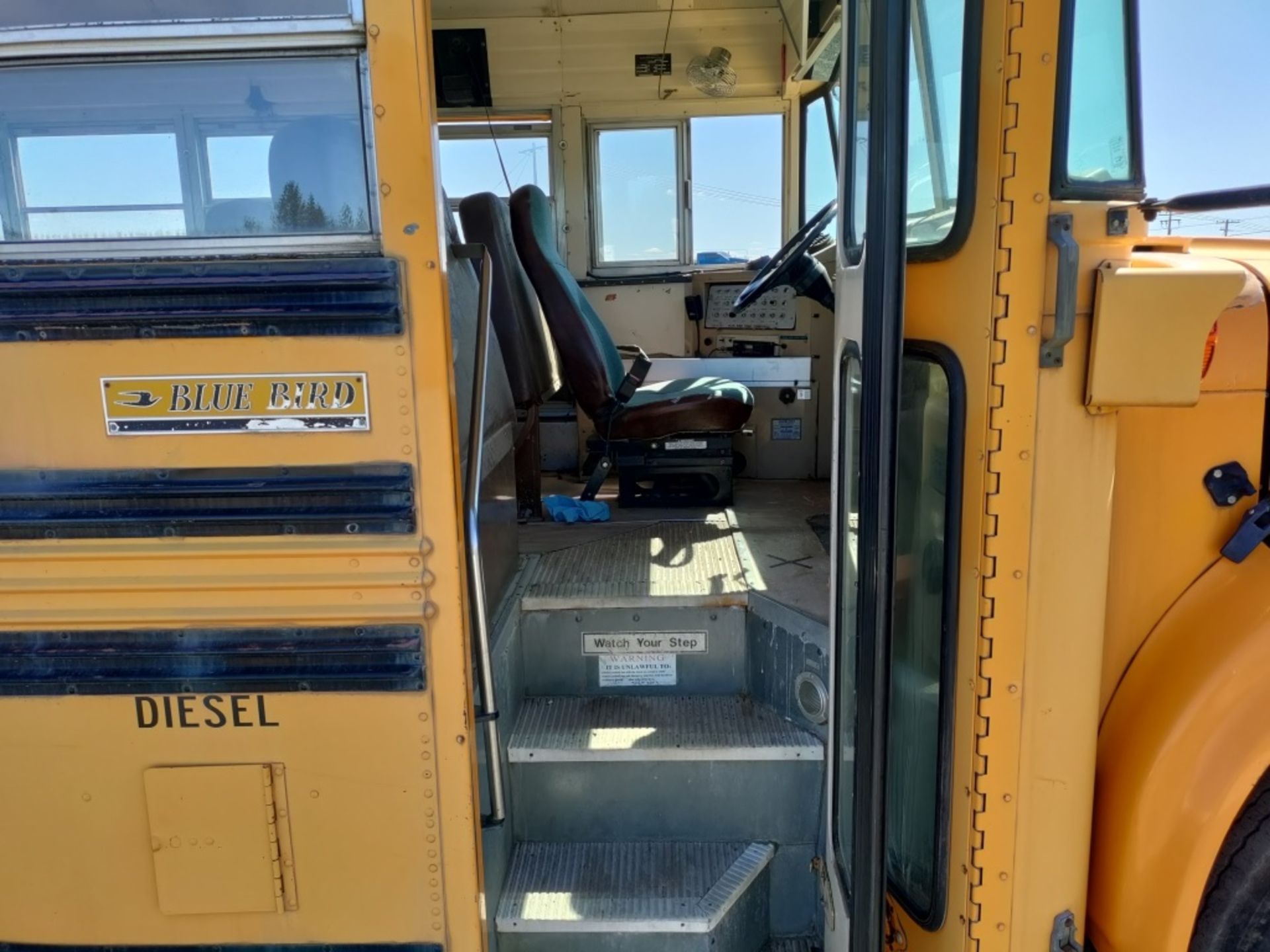 1993 International 3800 School Bus - Image 14 of 29