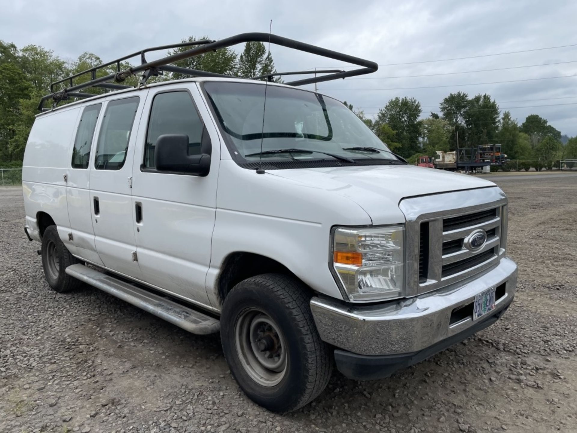 2009 Ford E250 SD Cargo Van - Image 2 of 16