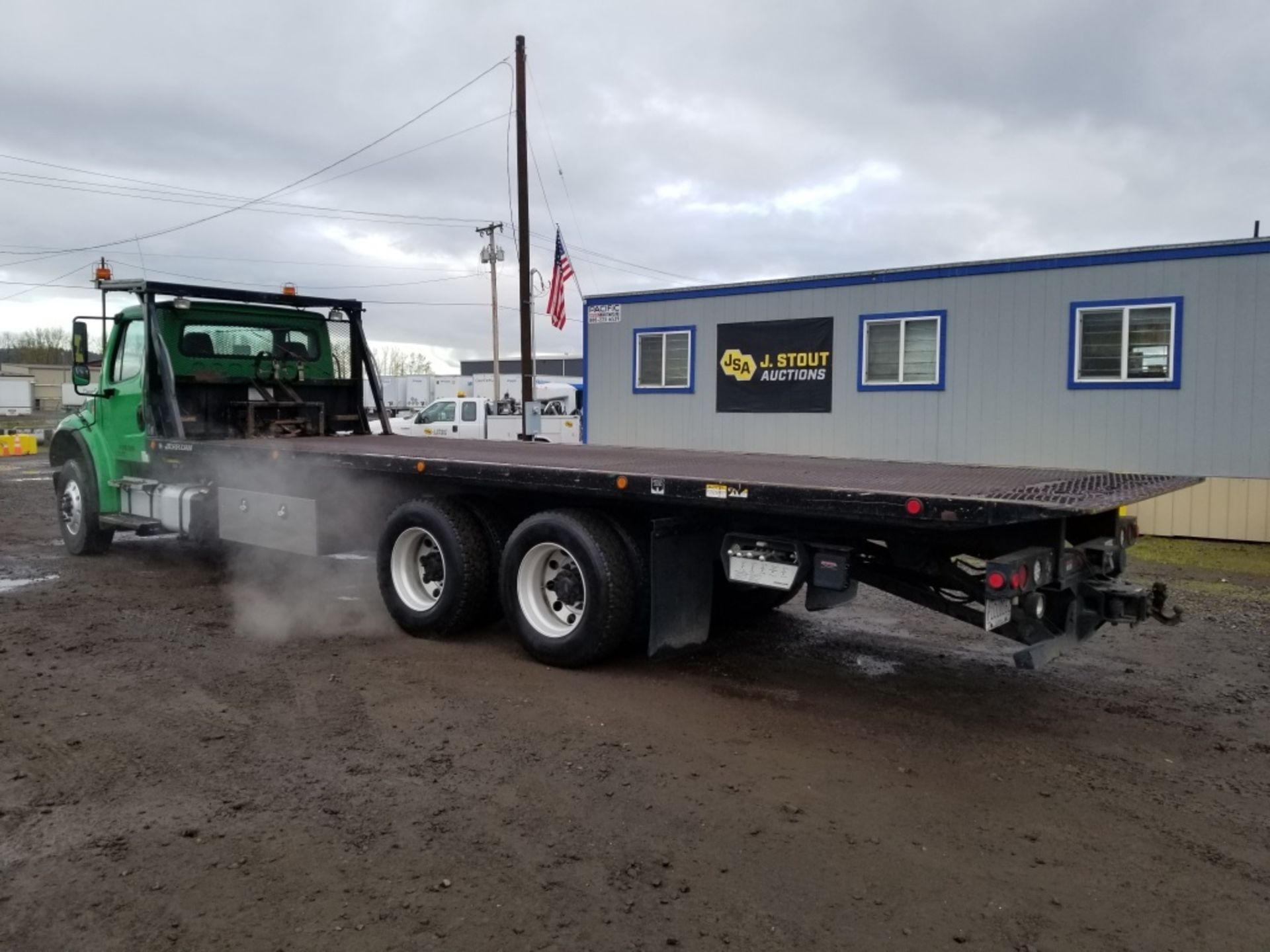 2013 Freightliner T/A Slide Bed Truck - Image 4 of 34