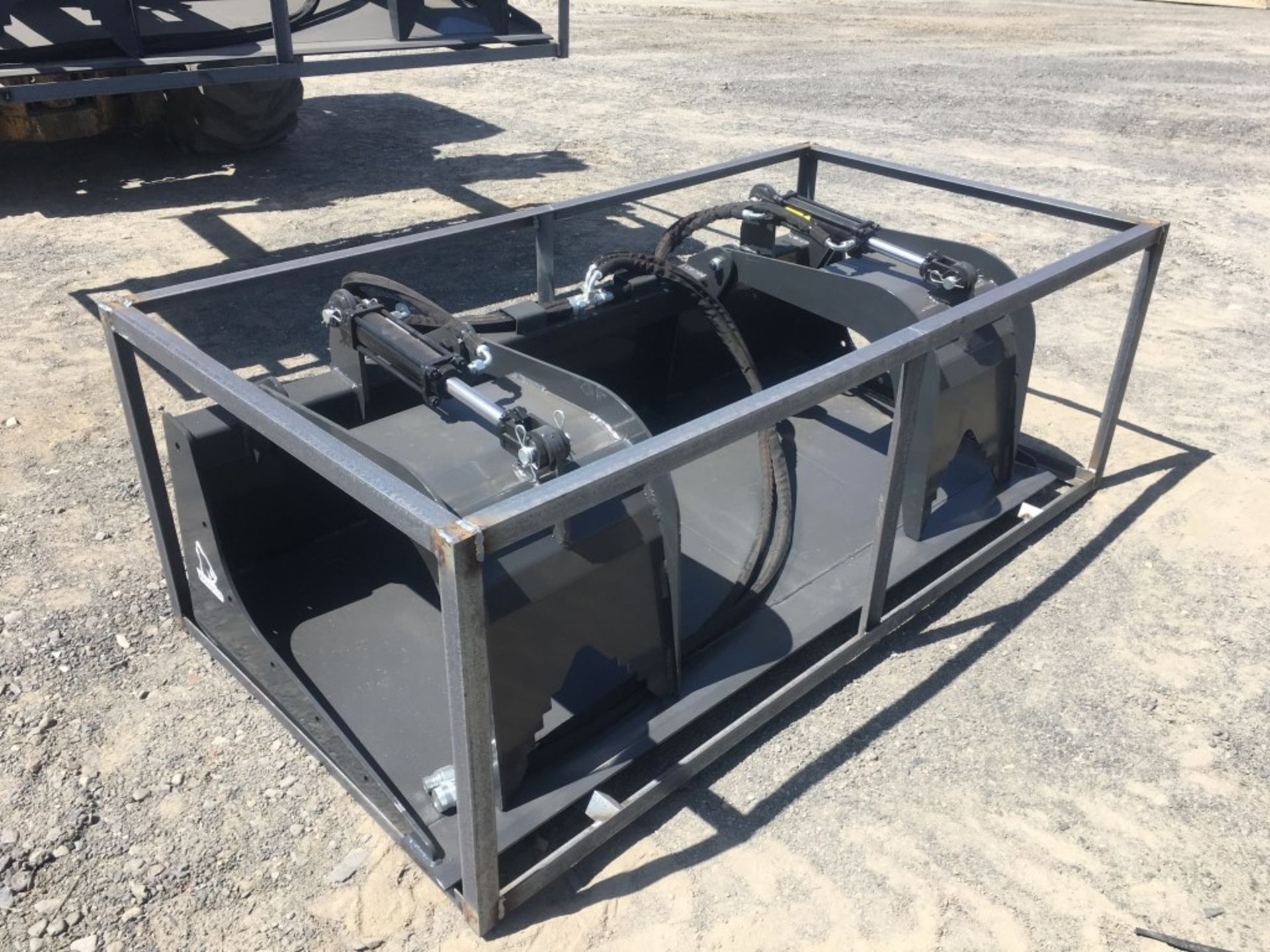 2021 Wolverine 72" Grapple Bucket