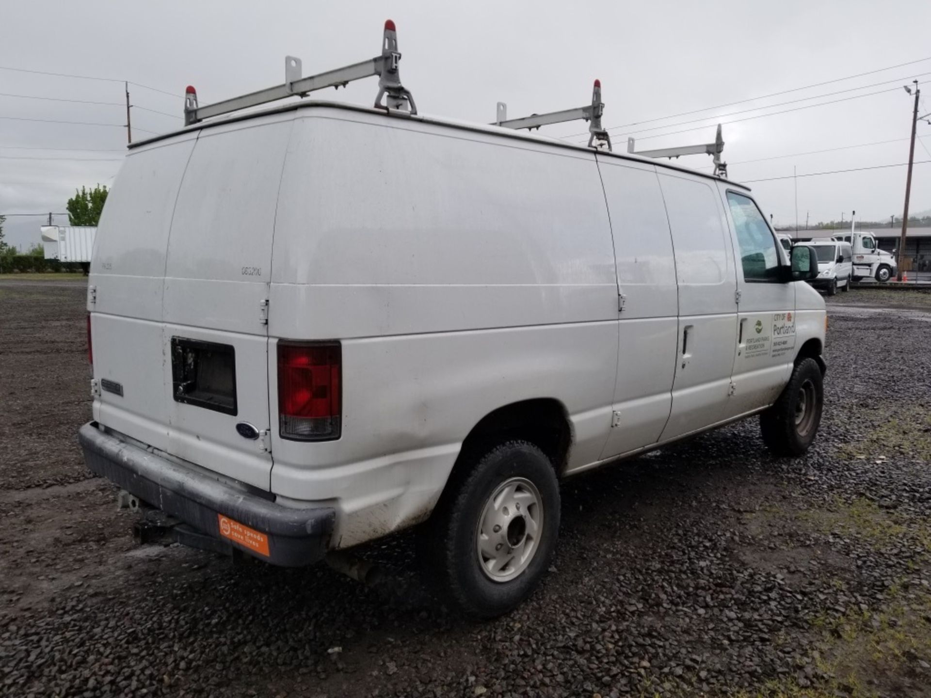 2006 Ford E350 SD Cargo Van - Image 3 of 16