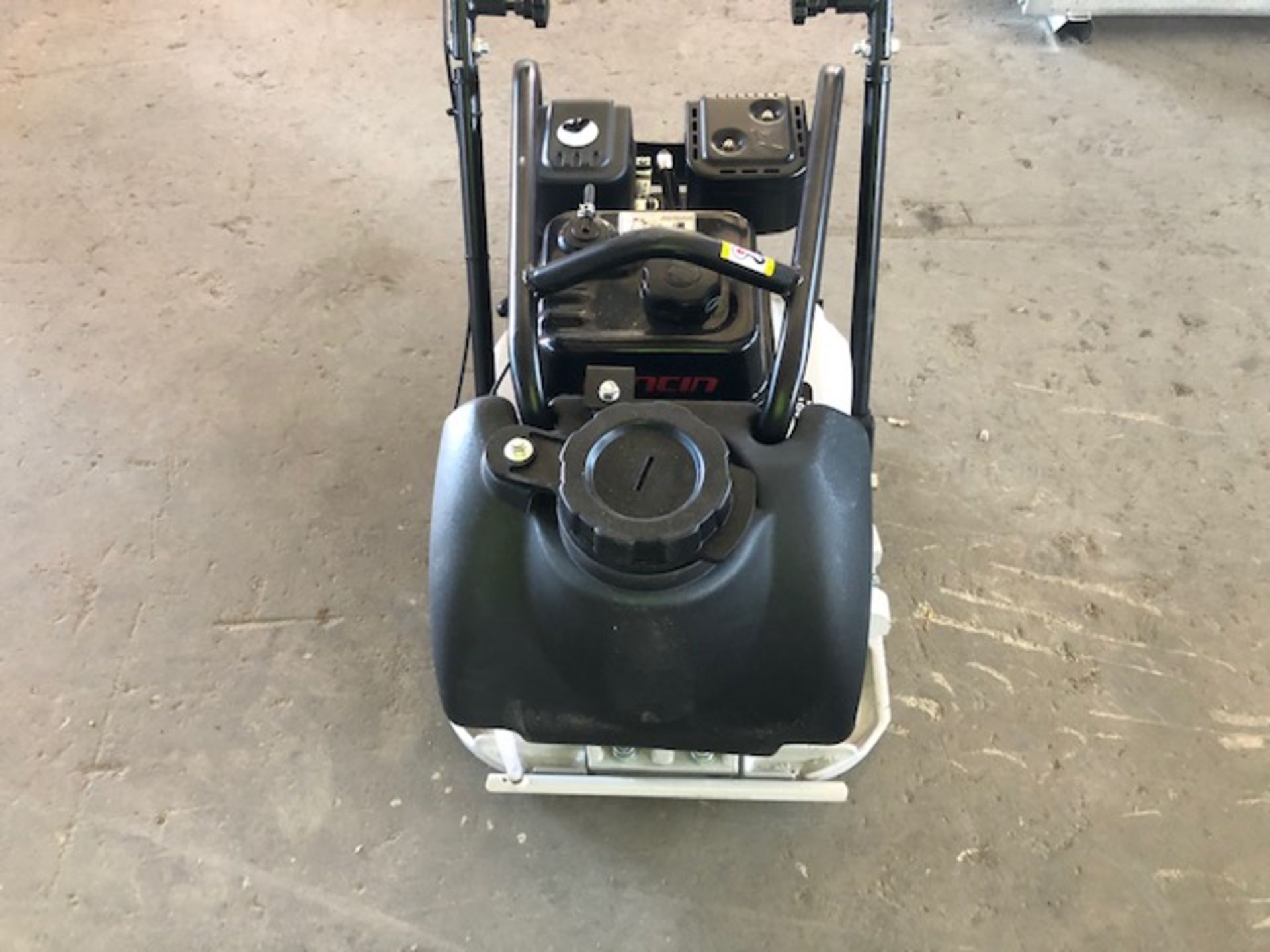 2021 Mustang LF-88 Plate Compactor - Image 3 of 5