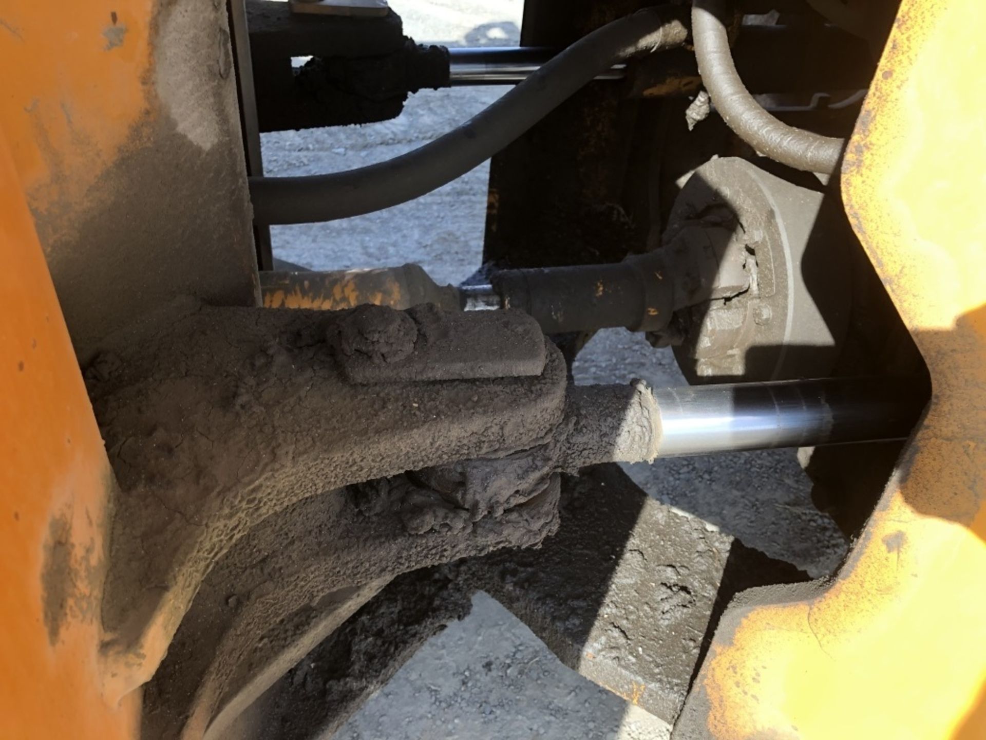 1996 Samsung SL180 Wheel Loader - Image 12 of 28