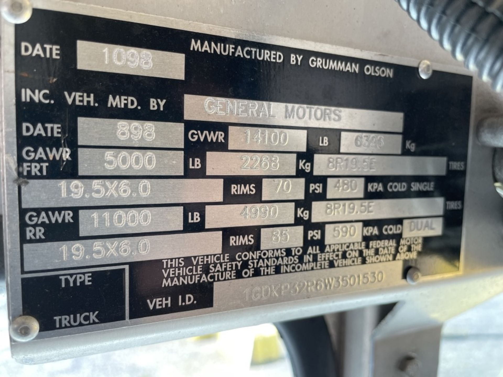 1998 General Motors Grumman Olson Step Van - Image 15 of 18