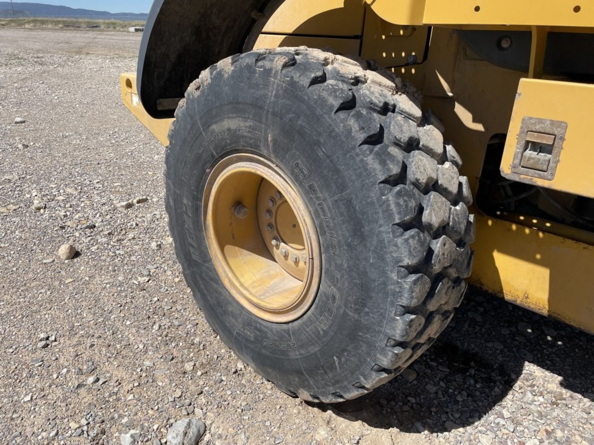 2005 John Deere 544J Wheel Loader - Image 16 of 34