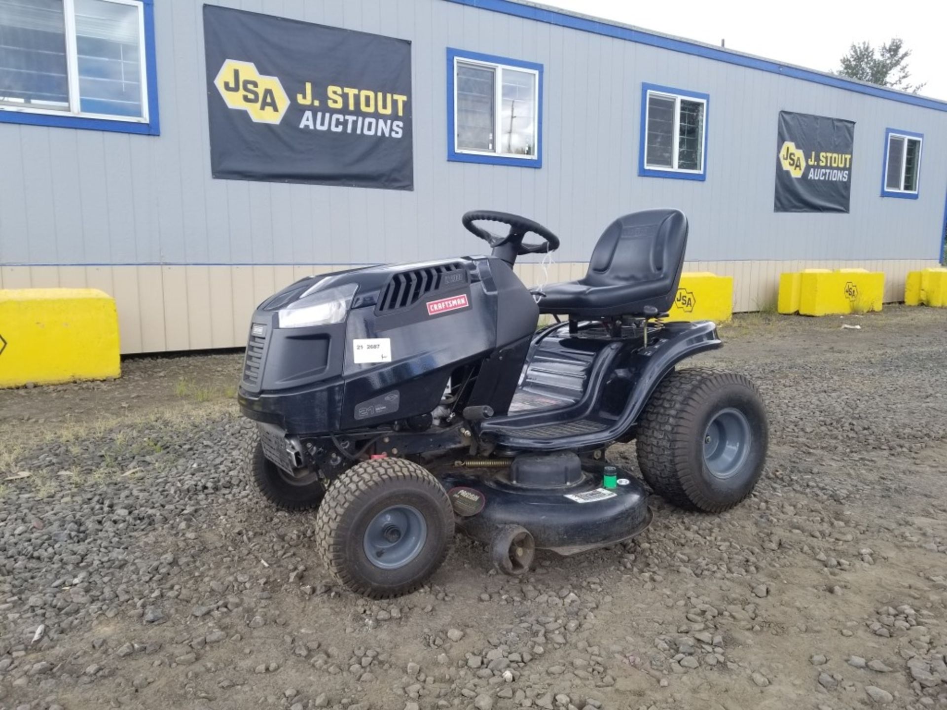 Craftsman LT2000 Ride-On Mower