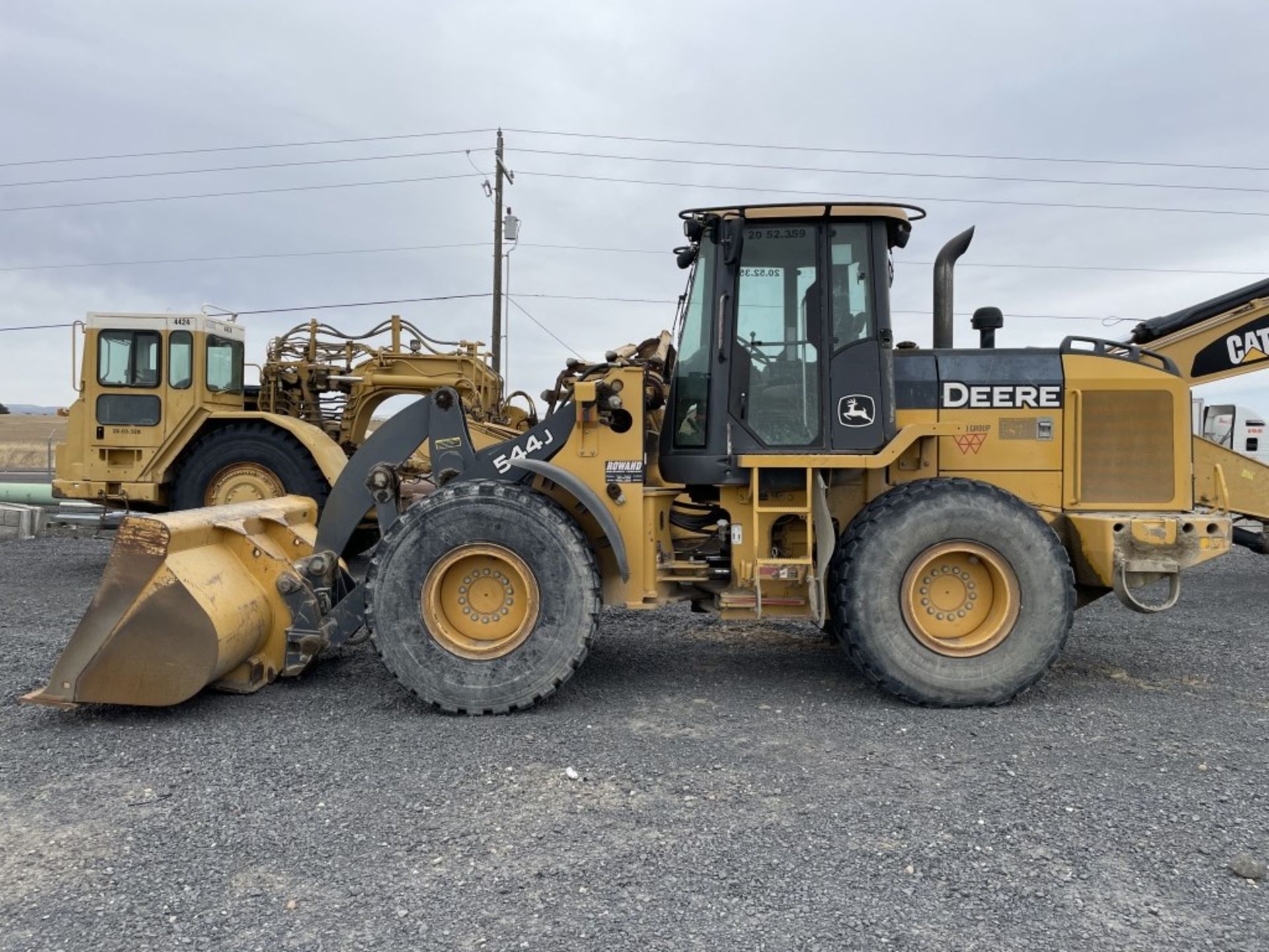 2009 John Deere 544J Wheel Loader - Image 2 of 26