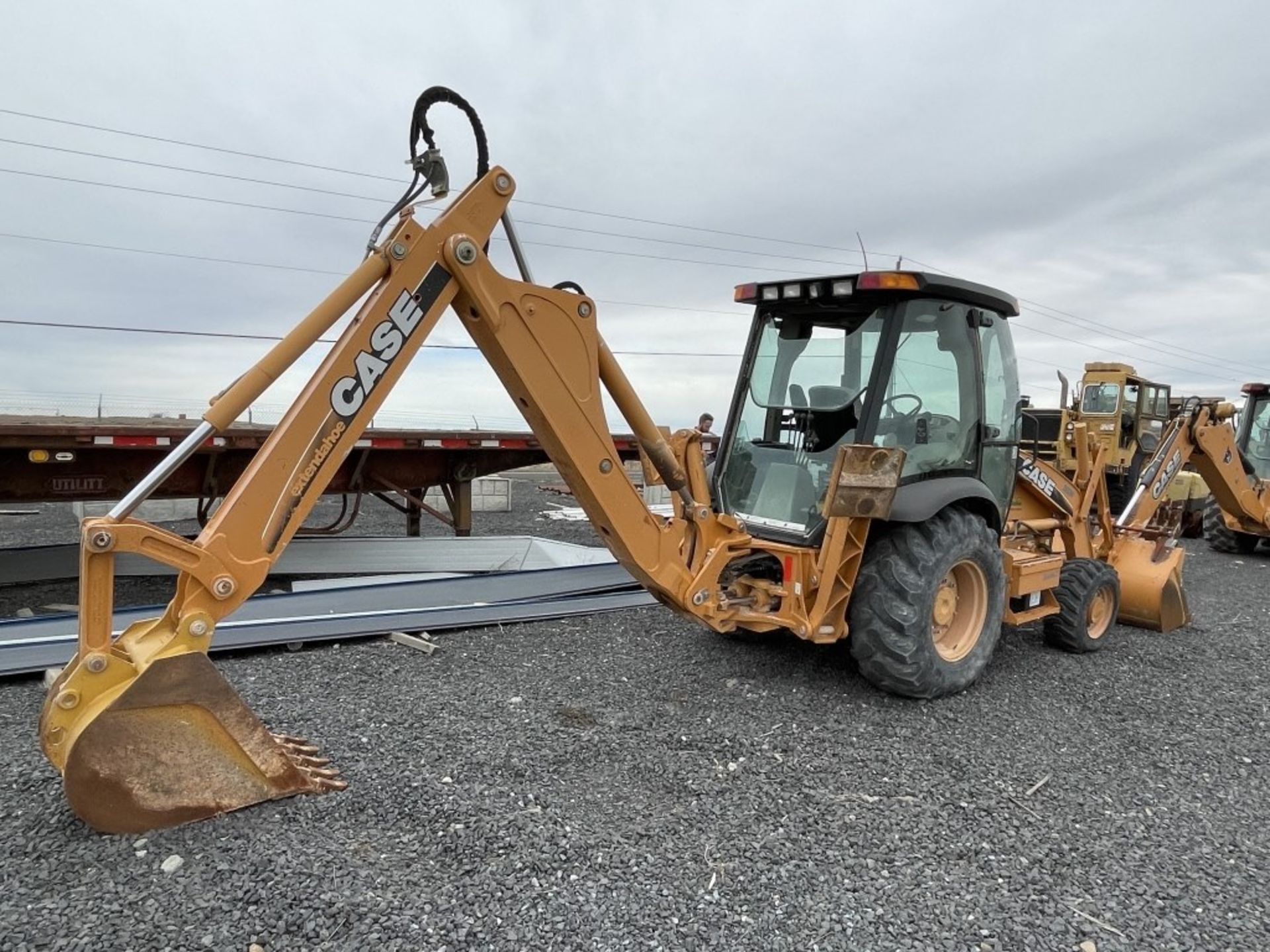 Case 580M Series 3 Loader Backhoe - Image 3 of 17