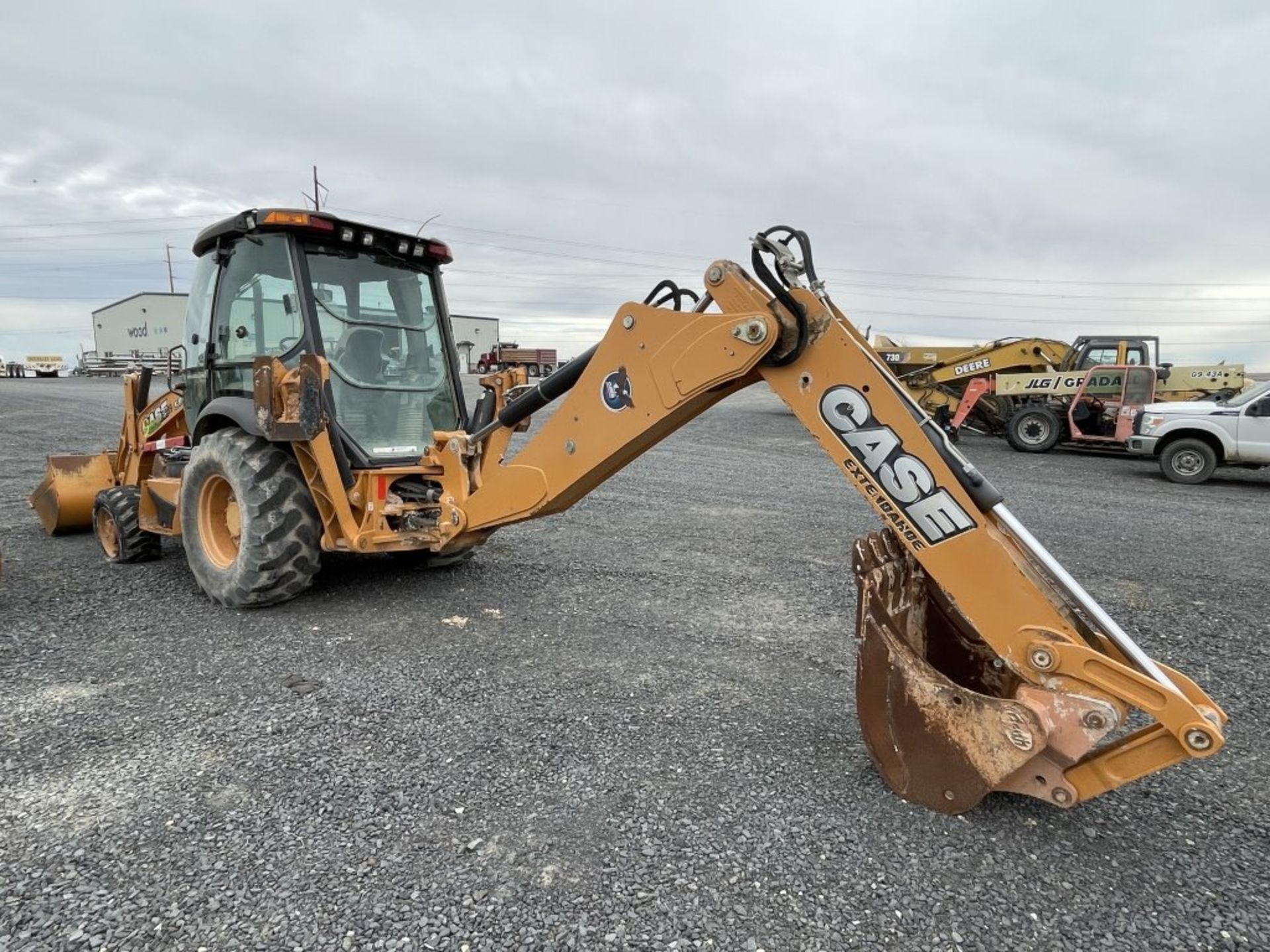 2012 Case 580N Loader Backhoe - Image 4 of 21