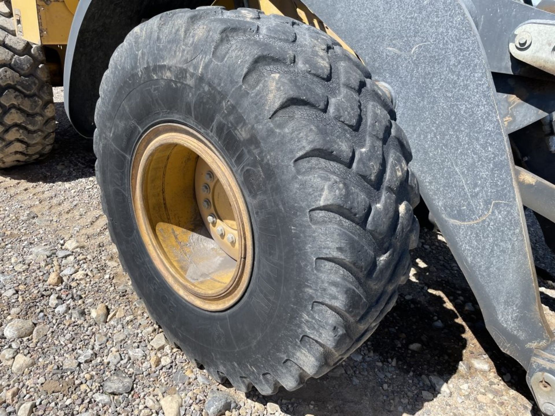 2005 John Deere 544J Wheel Loader - Image 15 of 34