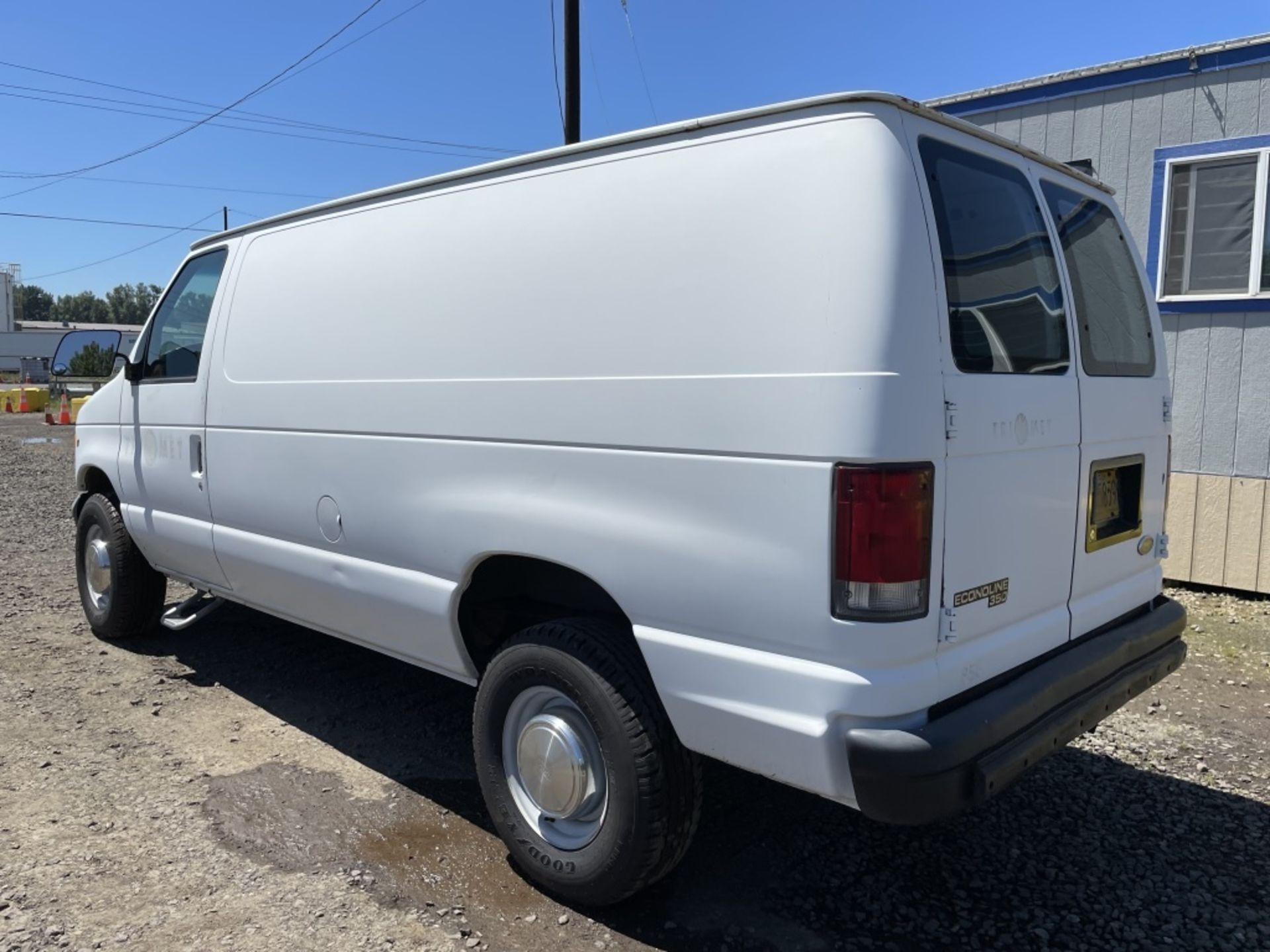 1997 Ford E-350 Cargo Van - Image 4 of 14