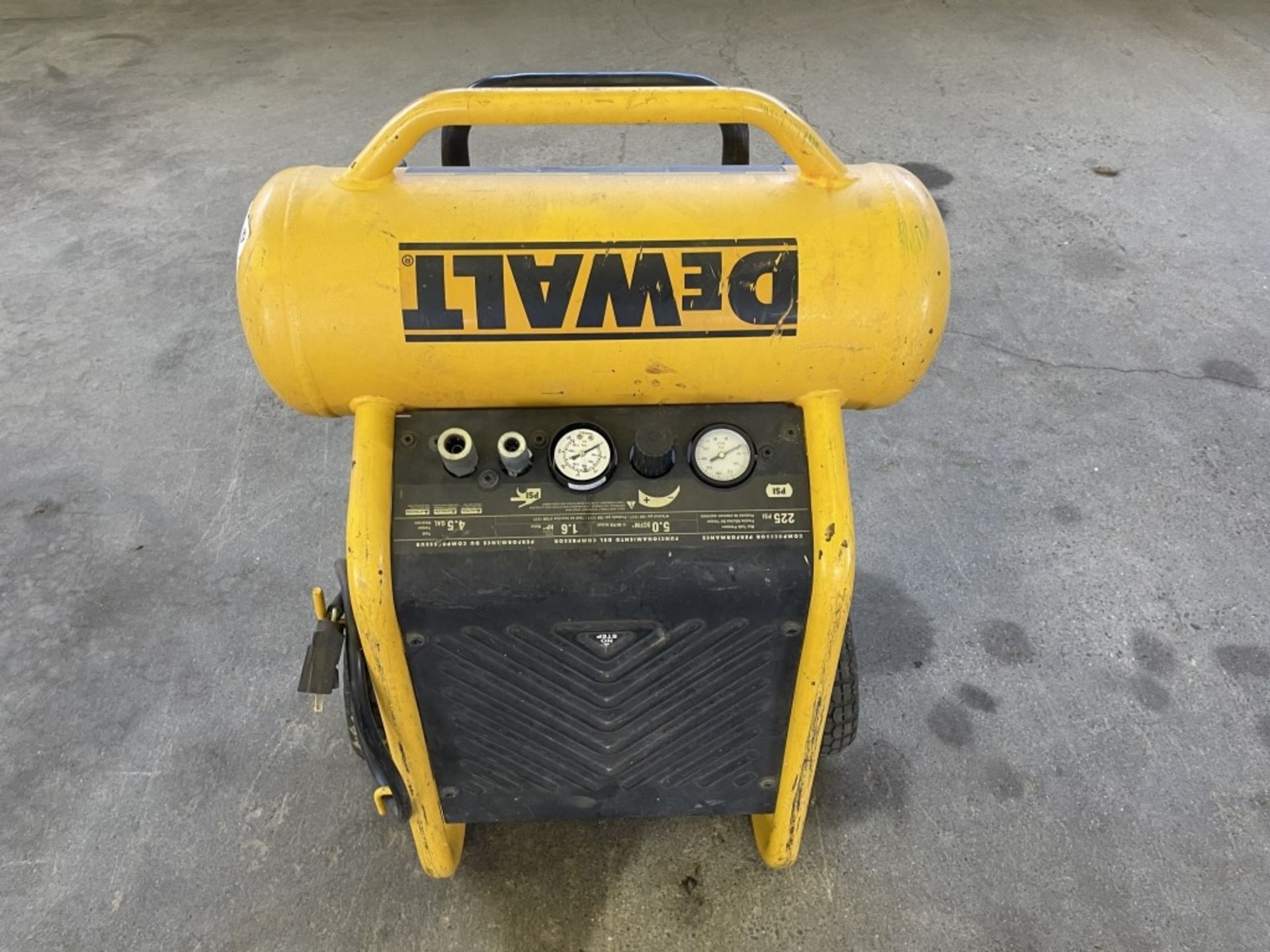 DeWalt Air Compressor