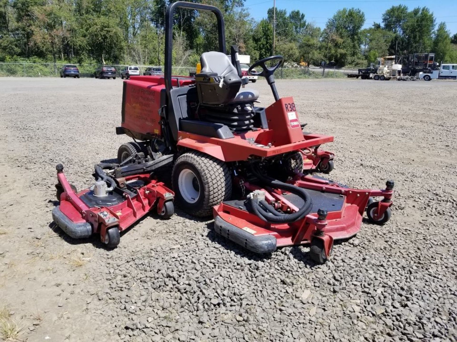 2014 Toro 4000-D 4x4 Grounds Mower - Image 2 of 18