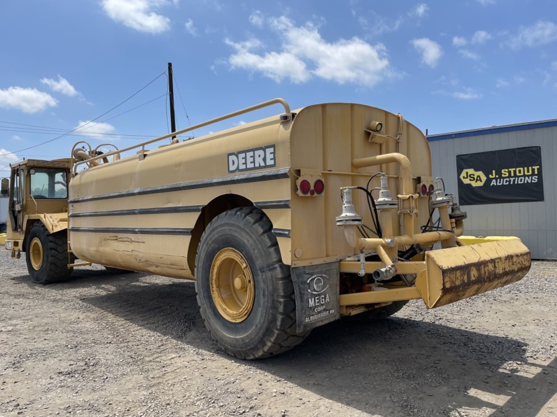 John Deere 762B Water Wagon - Image 4 of 22