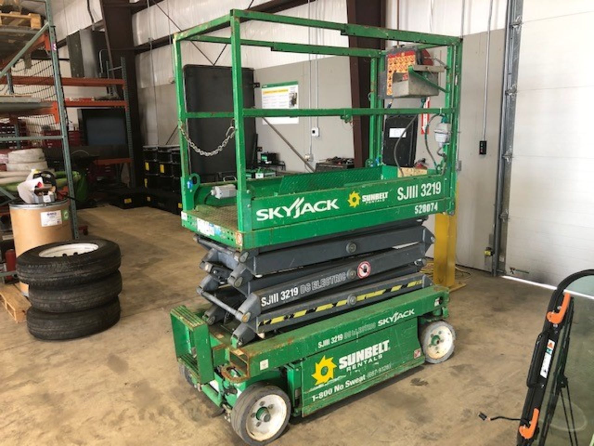 Skyjack SJIII 3219 Scissor Lift - Image 3 of 16