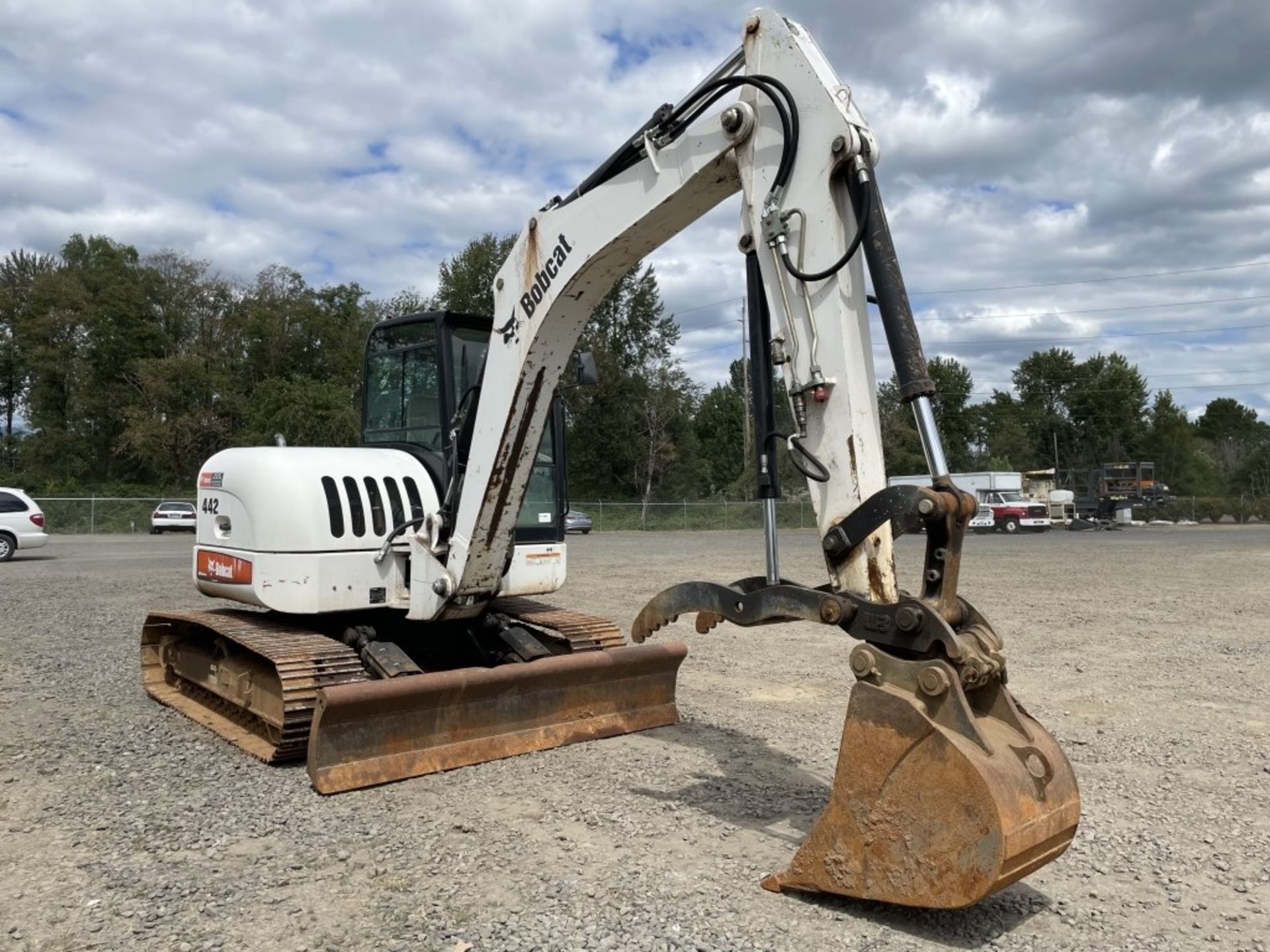 2006 Bobcat 442C Mini Hydraulic Excavator - Image 2 of 28