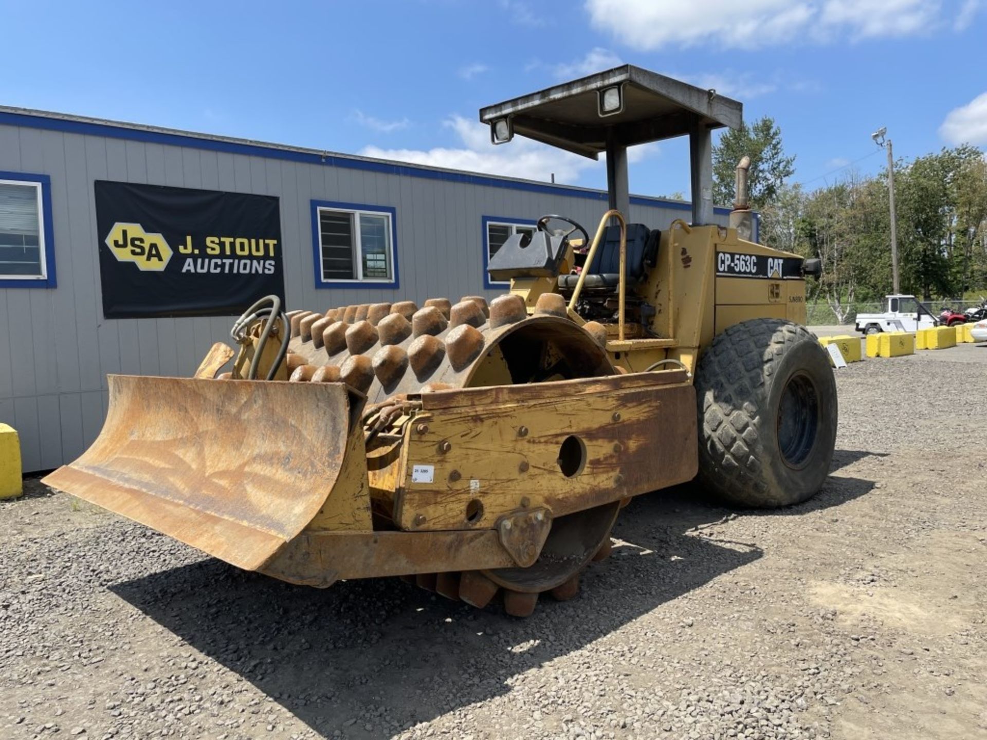 Caterpillar CP-563C Vibratory Pad Foot Compactor