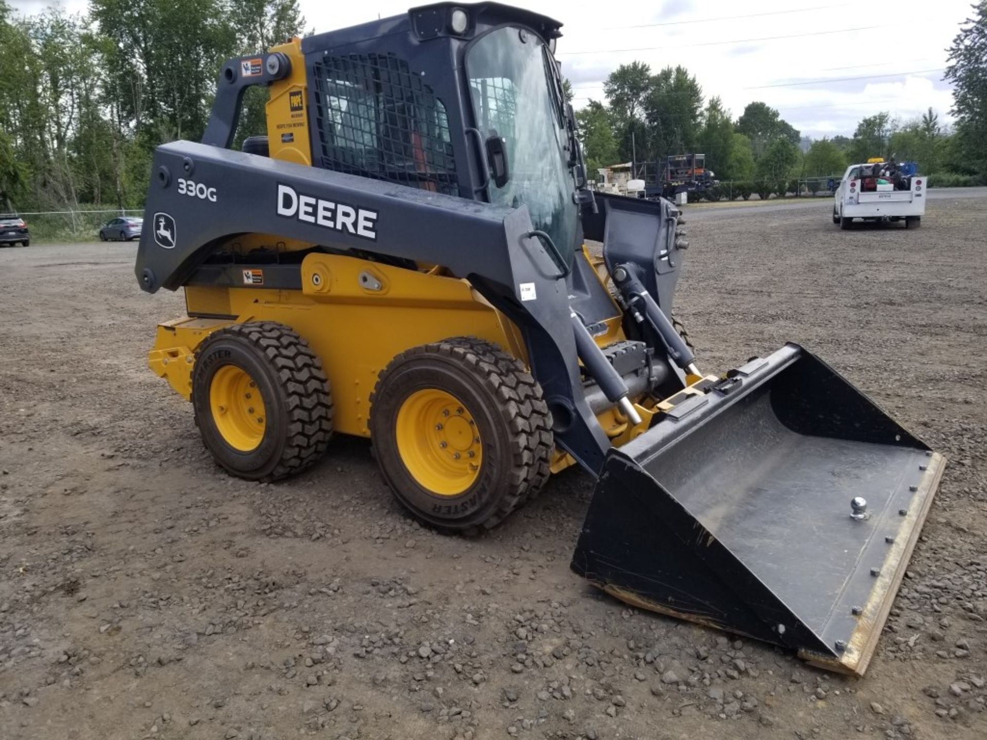 2018 John Deere 330G Skid steer Loader - Image 2 of 33