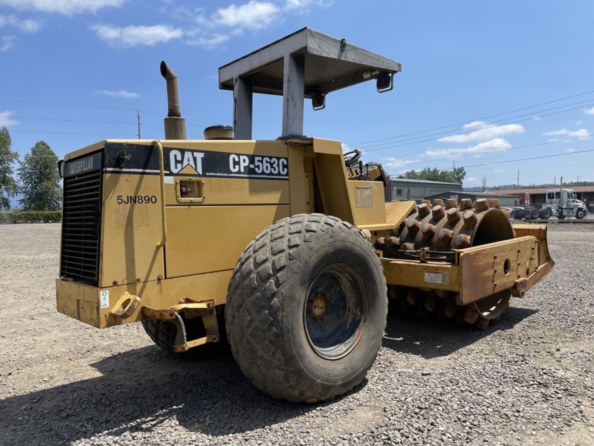 Caterpillar CP-563C Vibratory Pad Foot Compactor - Image 3 of 23