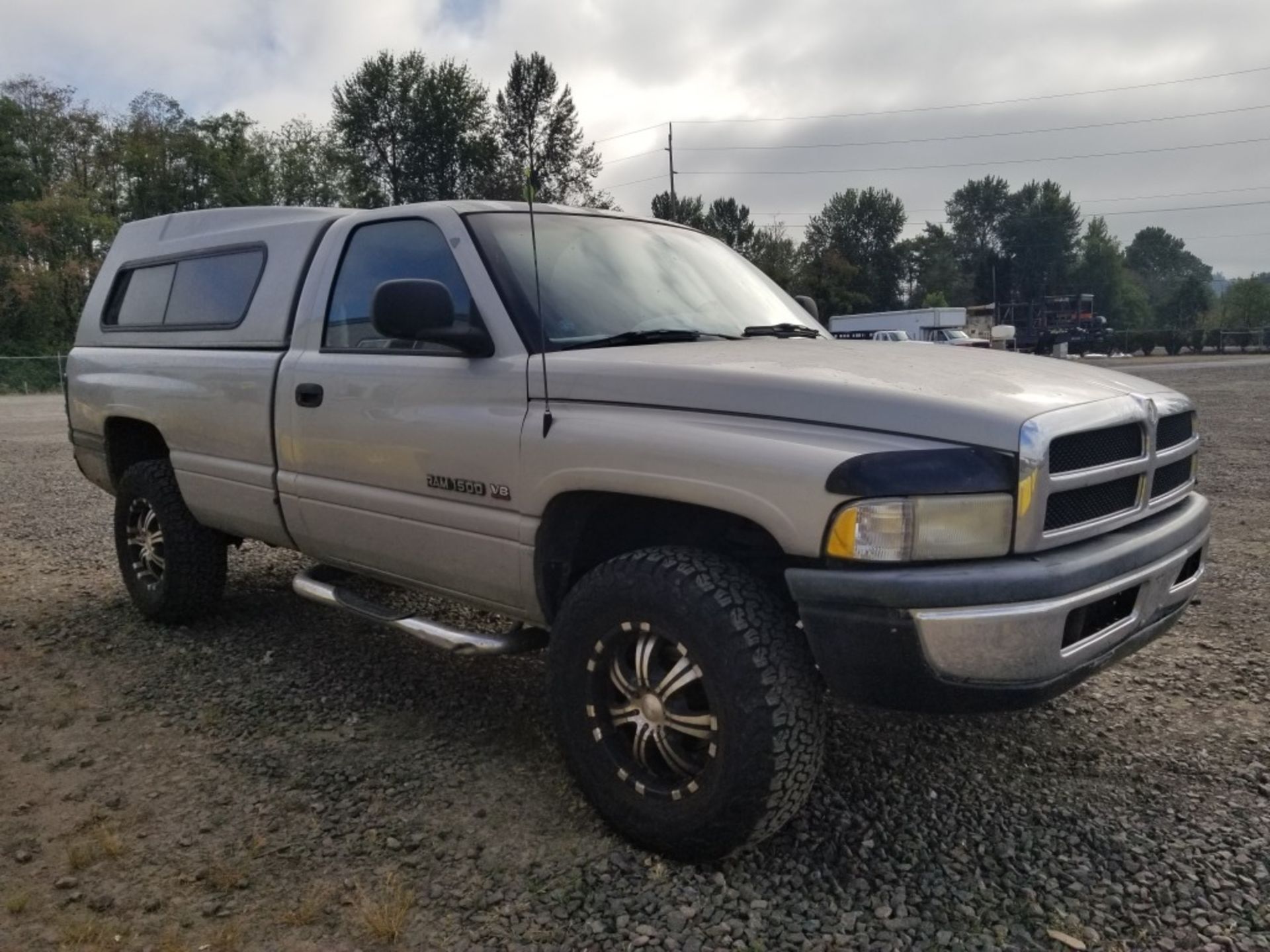 1999 Dodge Ram 1500 4x4 Pickup - Image 2 of 17