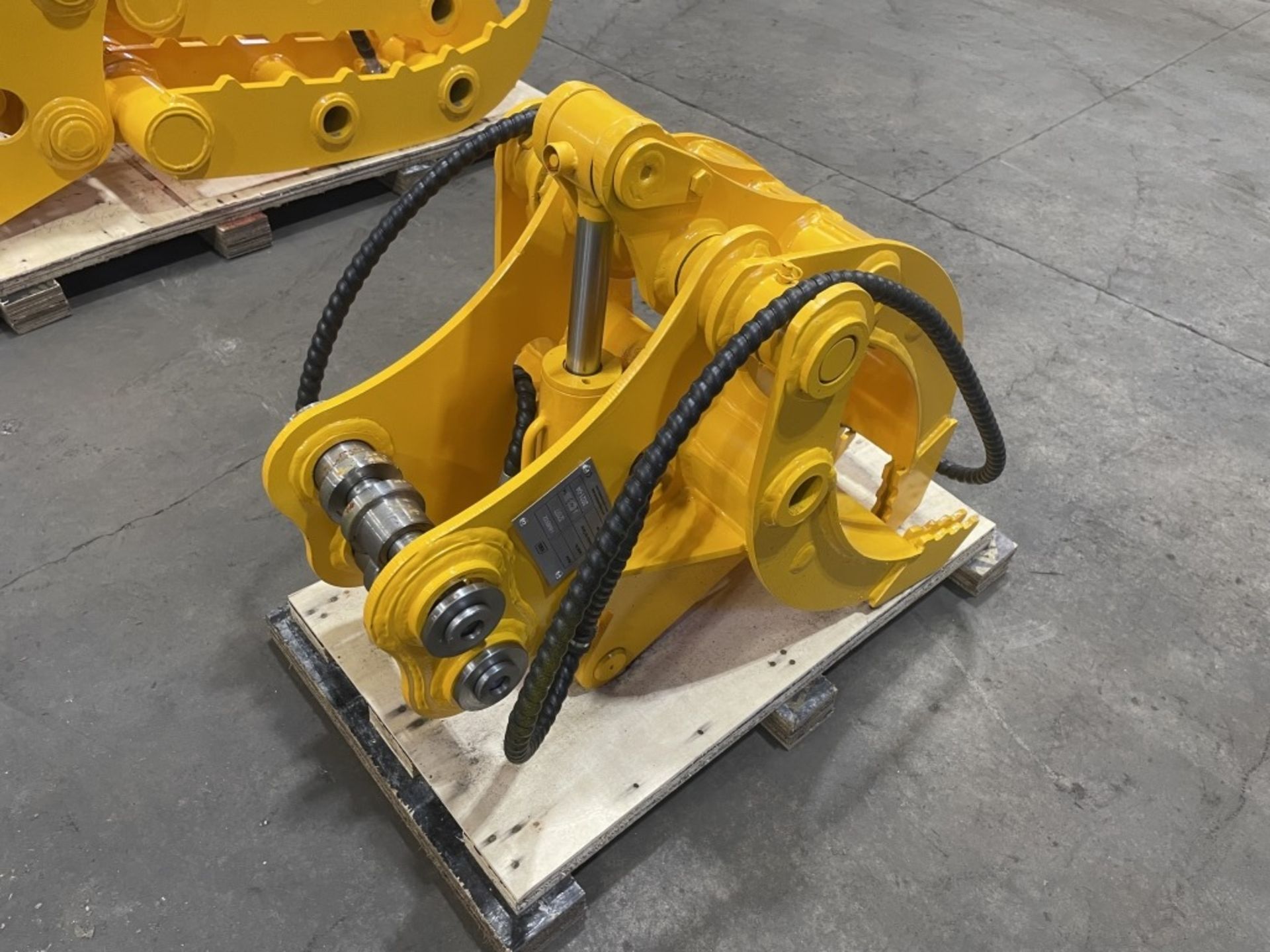 2021 HMB02 Hydraulic Grapple - Image 3 of 4