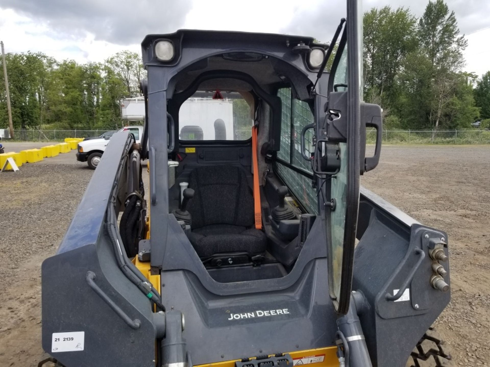 2018 John Deere 330G Skid steer Loader - Image 17 of 33