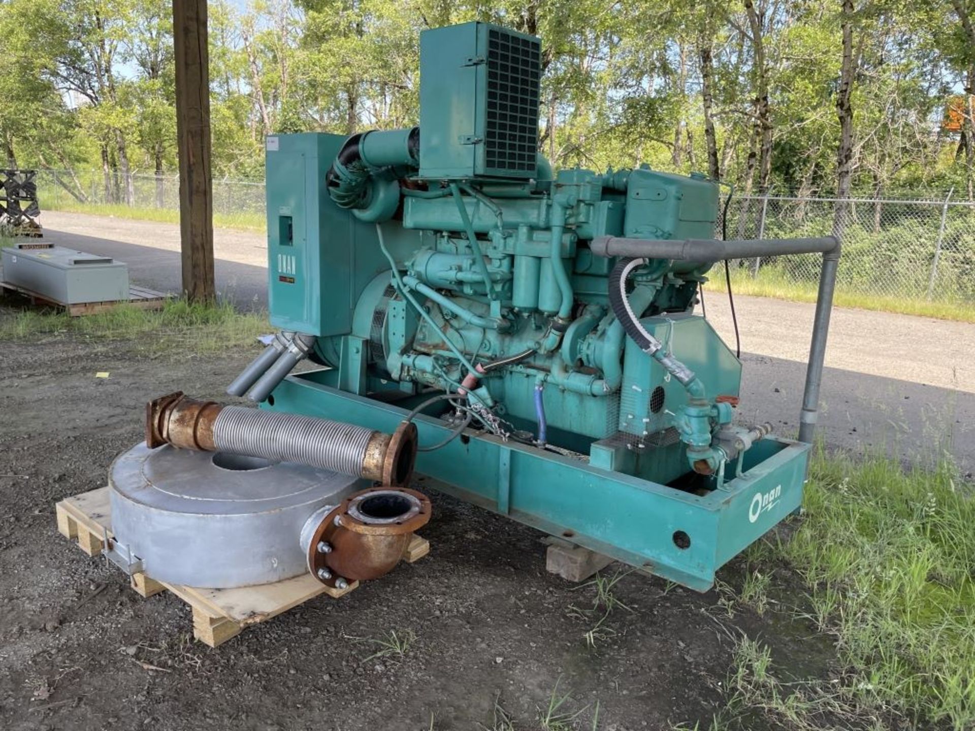 Onan 200 OBYC Generator - Image 2 of 12
