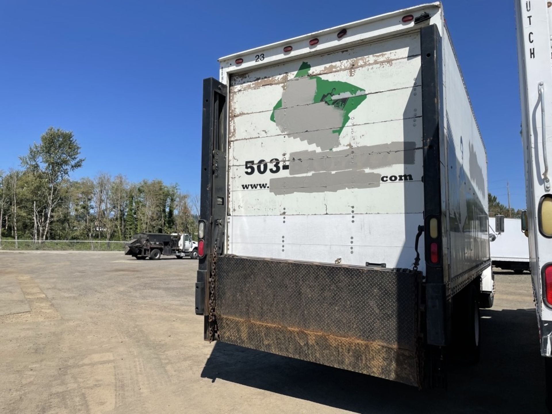 2000 Freightliner FL70 S/A Box Truck - Image 3 of 22