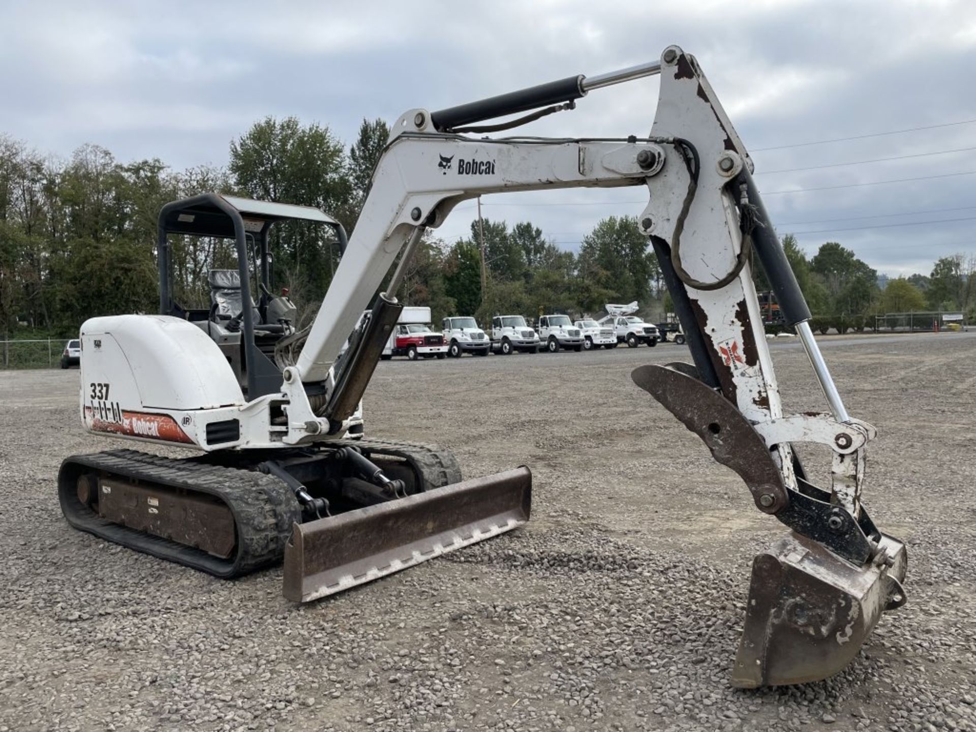 2003 Bobcat 337D Mini Hydraulic Excavator - Image 2 of 29