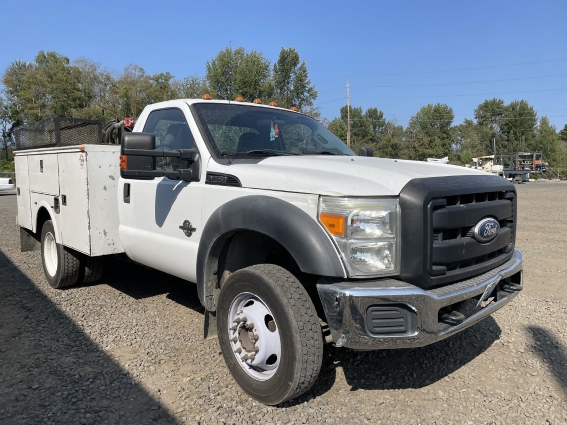 2011 Ford F550 XL SD 4x4 Utility Truck - Image 2 of 22