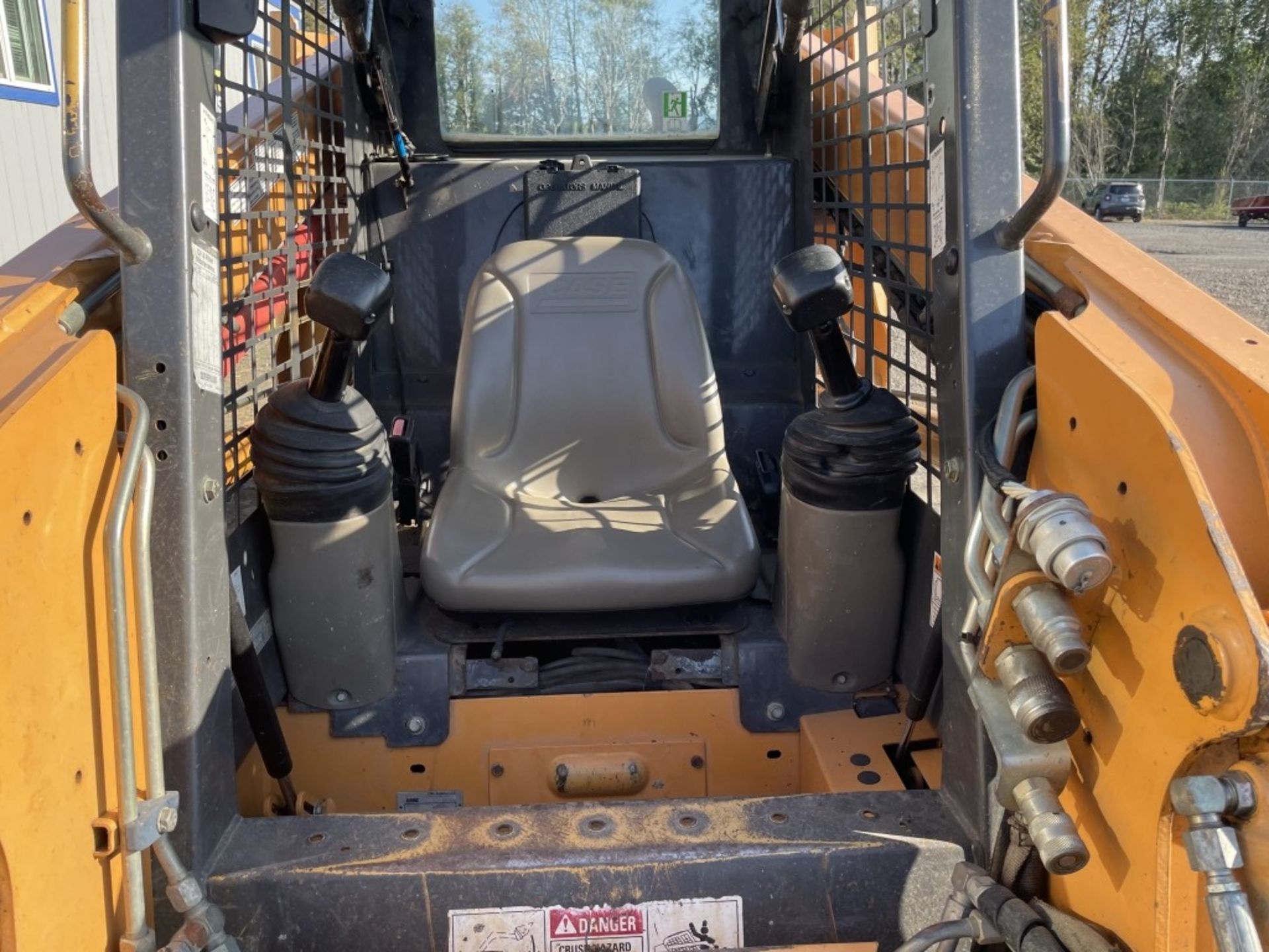 2007 Case 440CT Compact Track Loader - Image 17 of 22