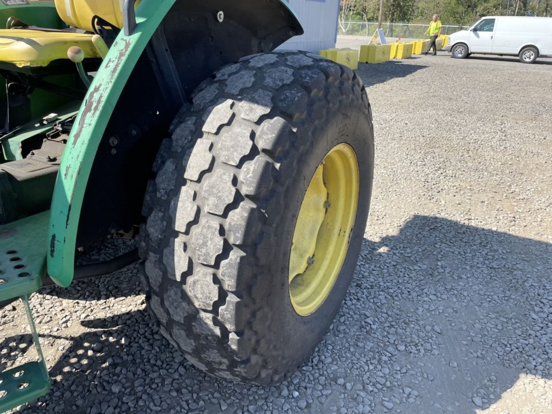 1994 John Deere 5200 Utility Tractor - Image 8 of 17