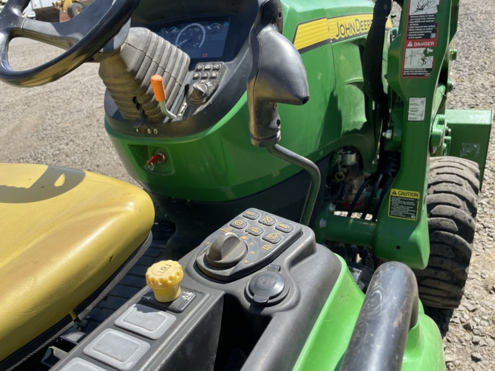 2017 John Deere 3039R Utility Tractor - Image 17 of 22