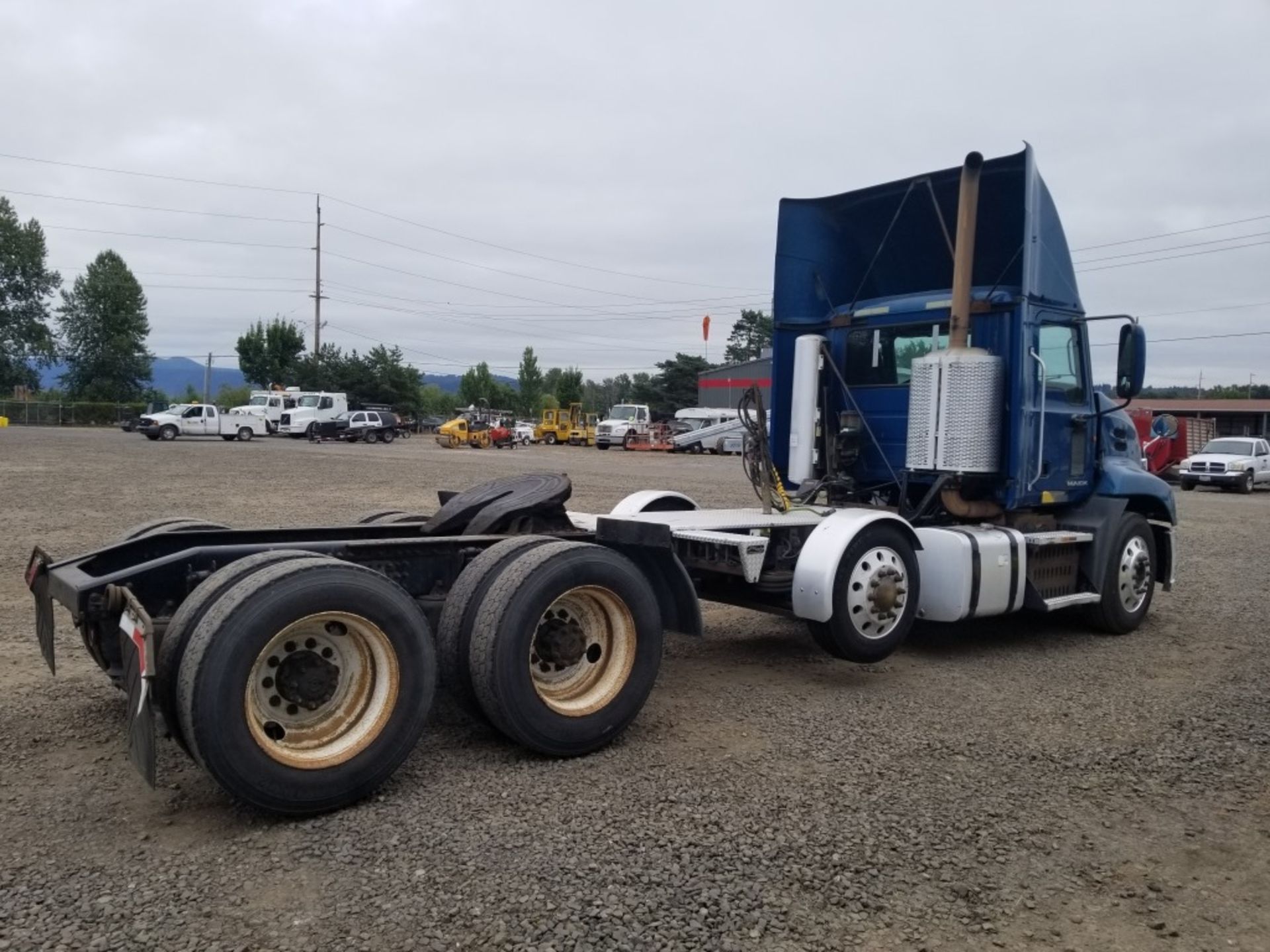 2011 Mack CXU613 Tri-Axle Truck Tractor - Image 3 of 29