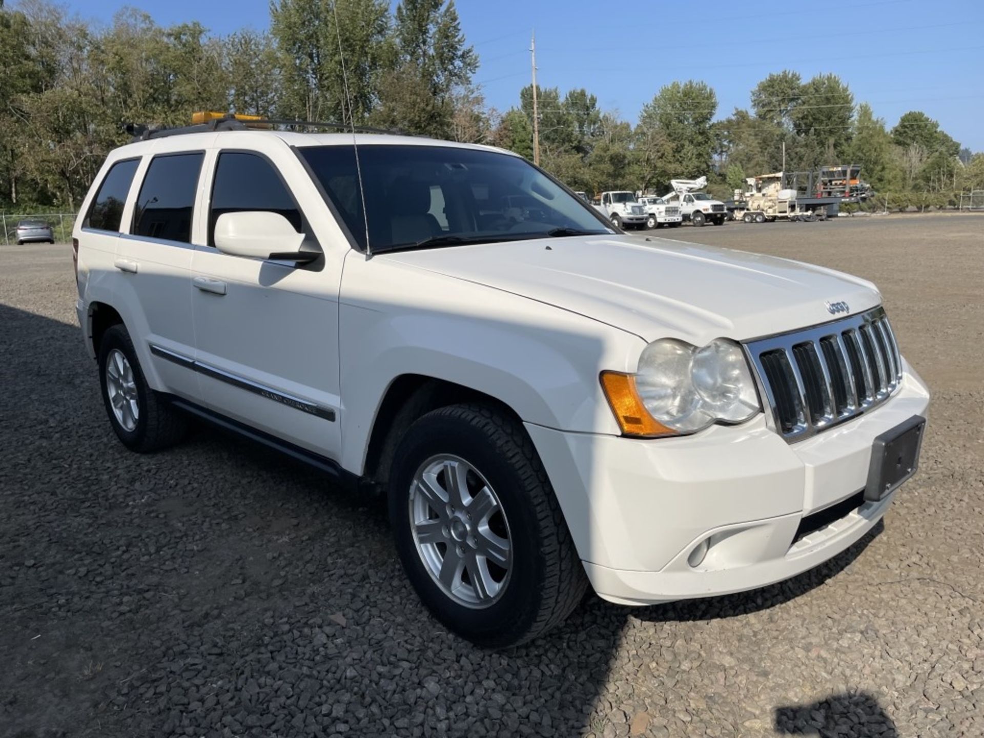 2008 Jeep Grand Cherokee Limited 4x4 SUV - Image 2 of 27