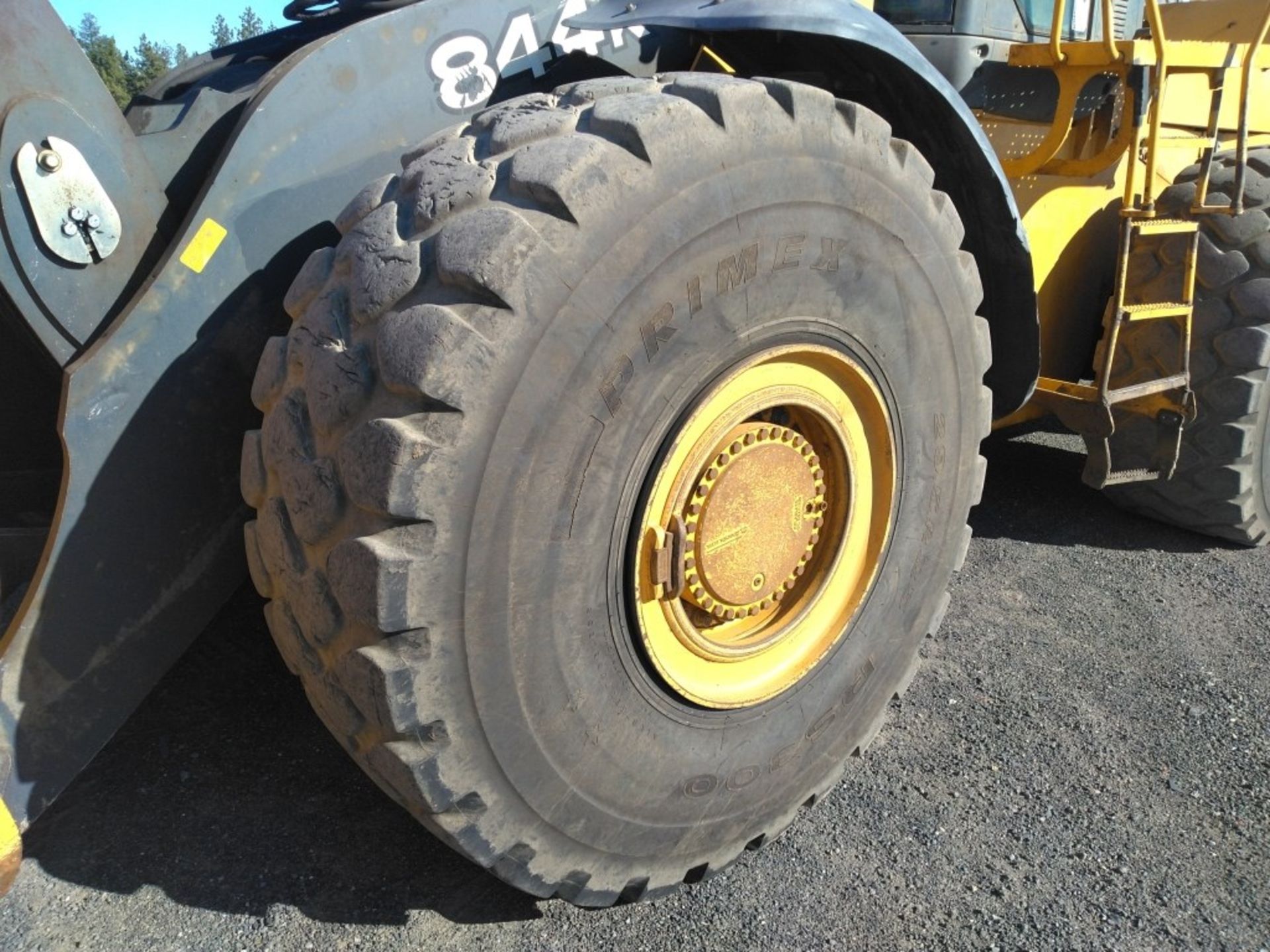 John Deere 844K Wheel Loader - Image 21 of 56