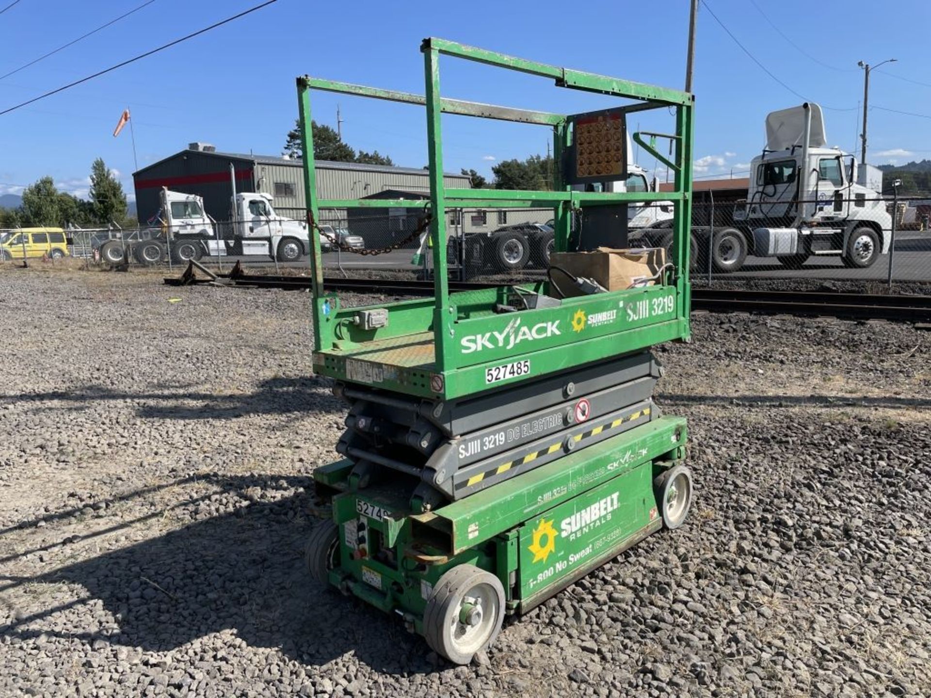 2013 Skyjack SJIII 3219 Scissor Lift