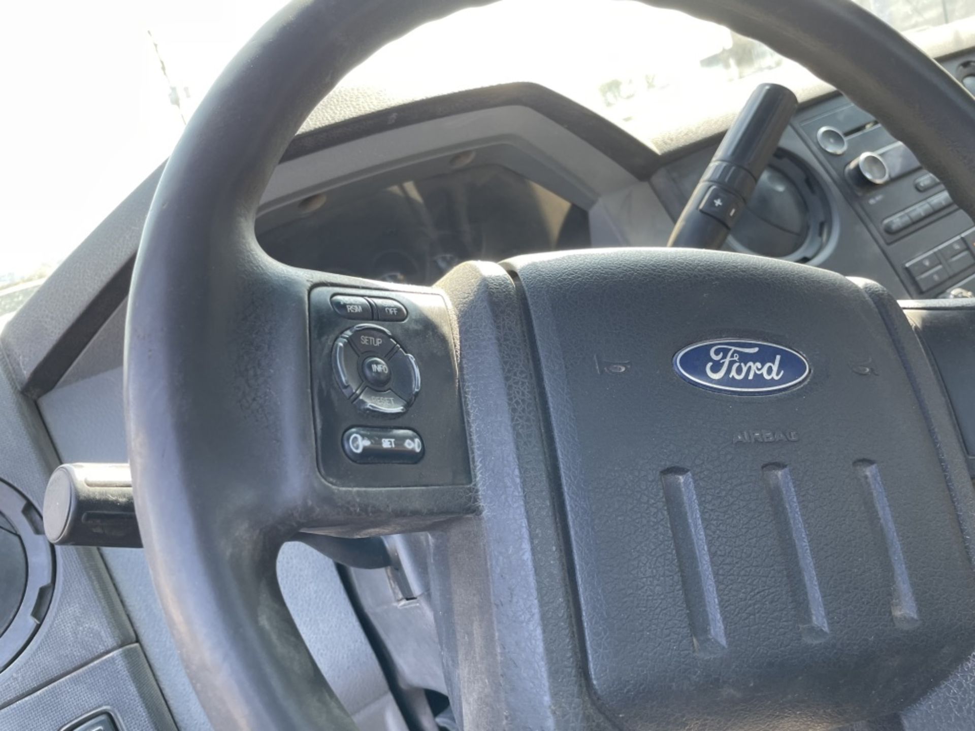 2011 Ford F550 XL SD 4x4 Utility Truck - Image 20 of 22