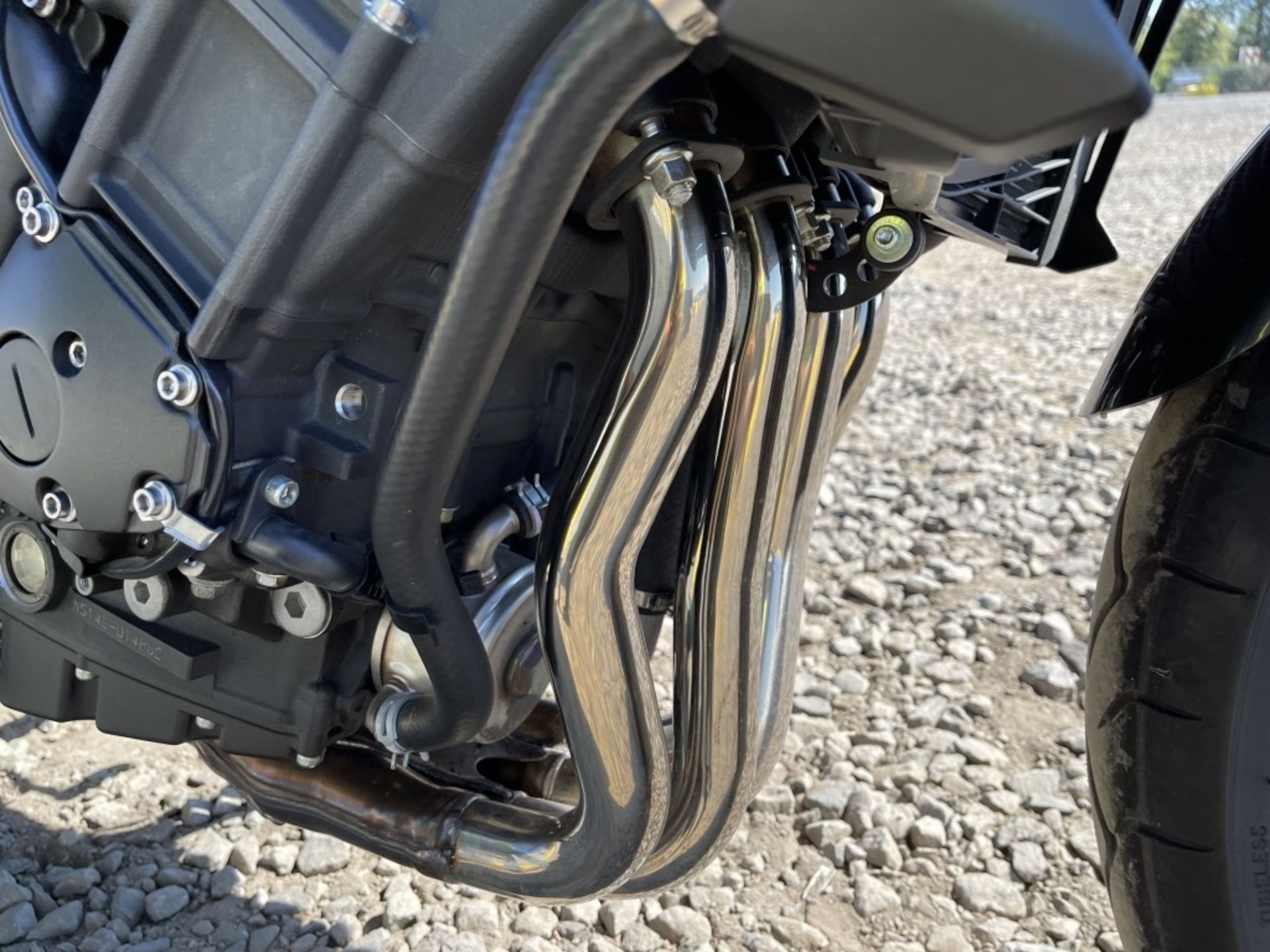 2015 Yamaha FZ1 Motorcycle - Image 8 of 13