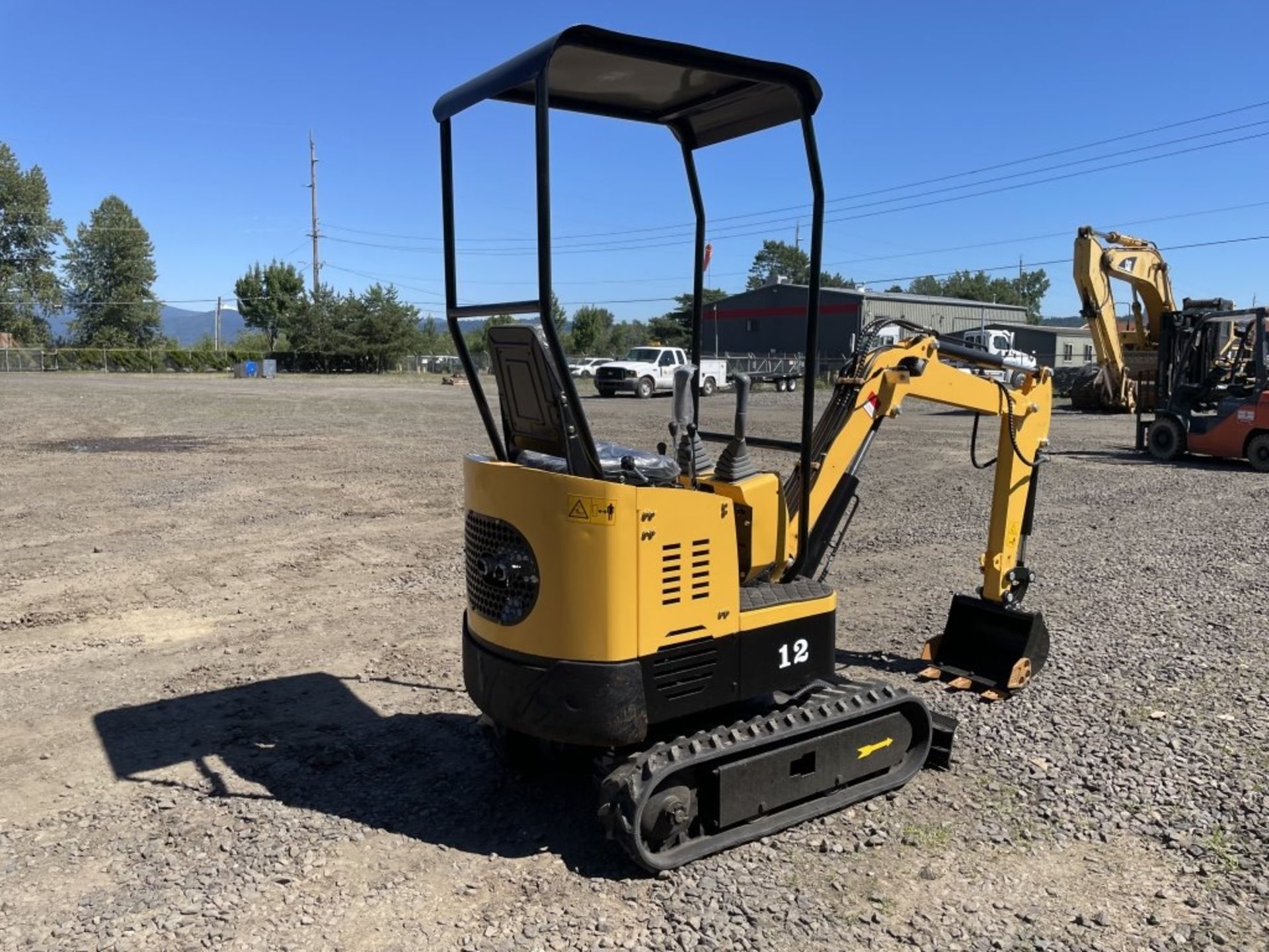 2021 AGrotk YM10 Mini Hydraulic Excavator - Image 3 of 19