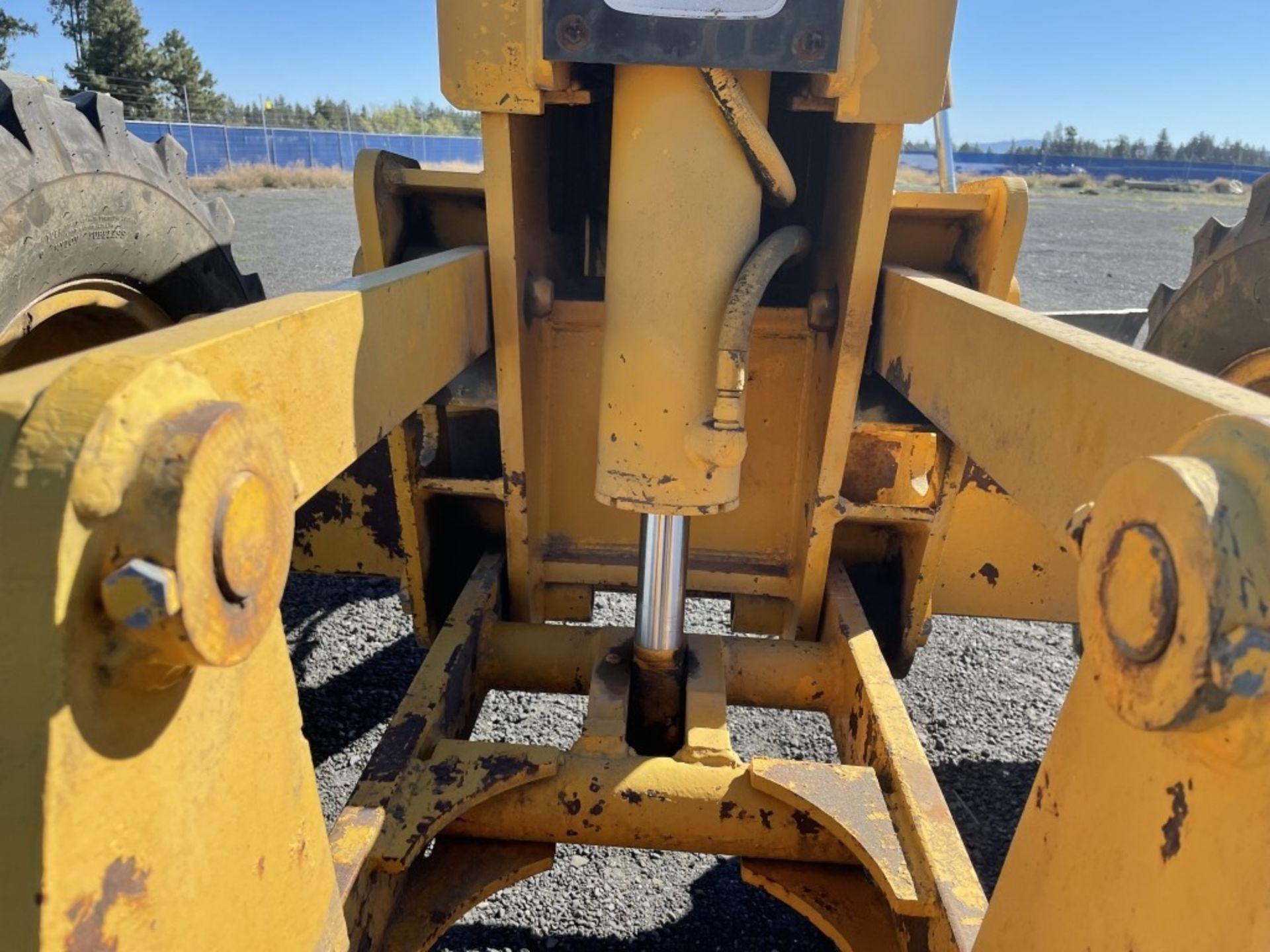 John Deere 670A Motor Grader - Image 6 of 26