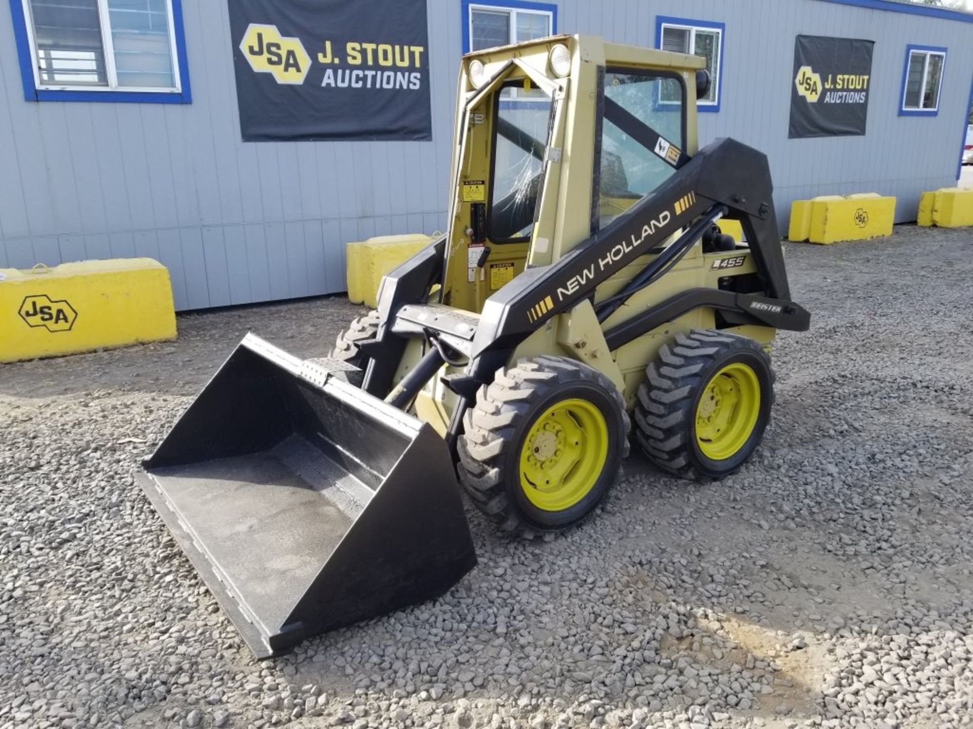 1988 New Holland L455 Skid Steer Loader